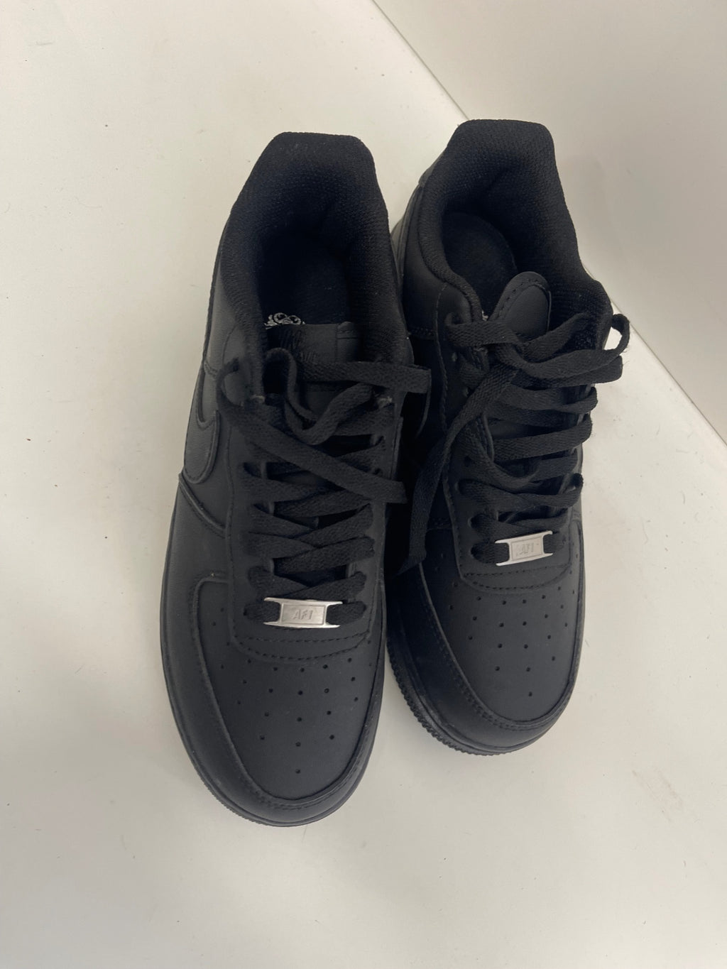 Fabulous Nike Air Force 1 low Sneakers Uk6 Black vGC GC607