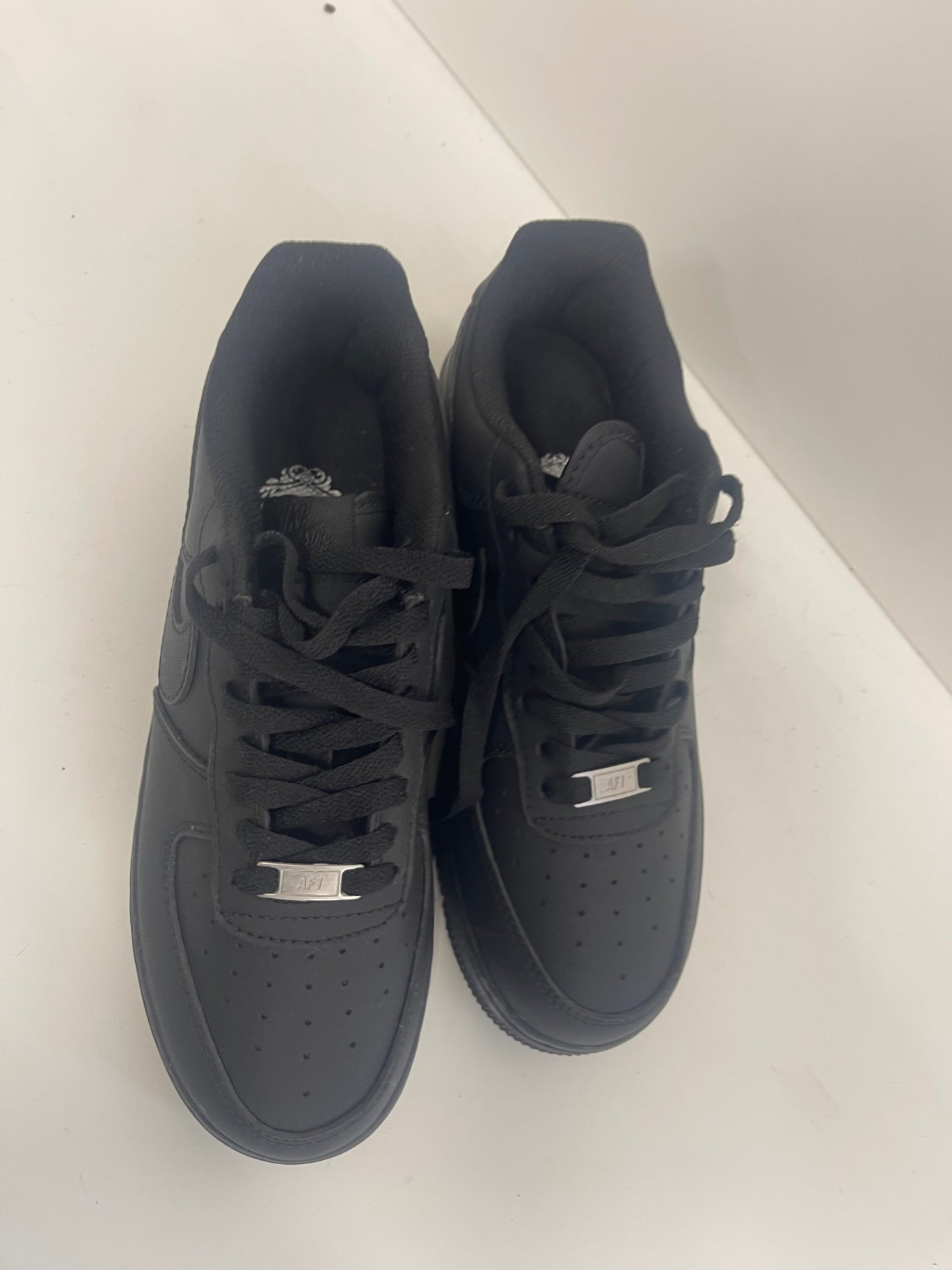 Fabulous Nike Air Force 1 low Sneakers Uk6 Black vGC GC607