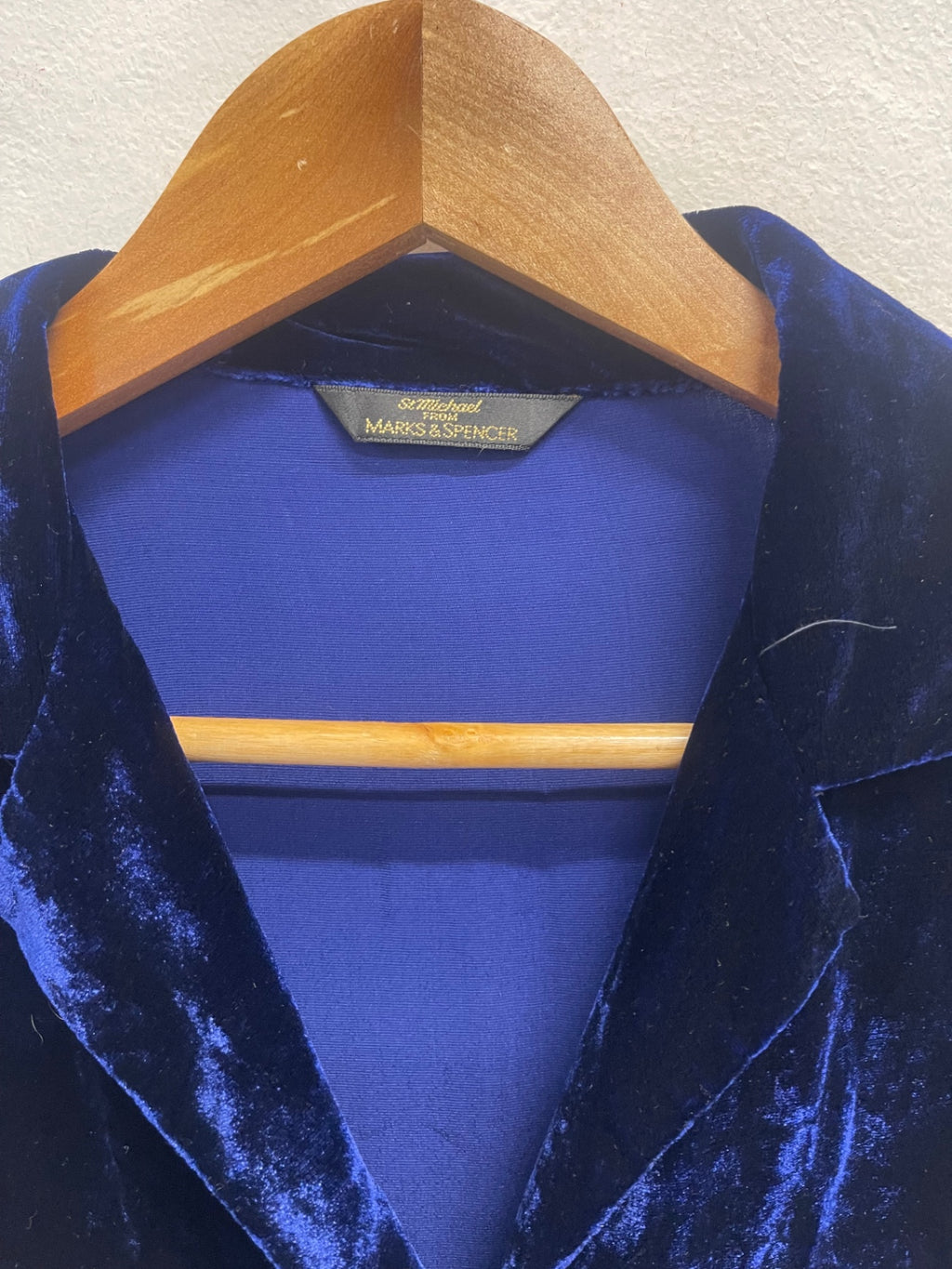 Fabulous Vintage Marks & Spencer dress Coat / top  uk16 Blue velvet FK608