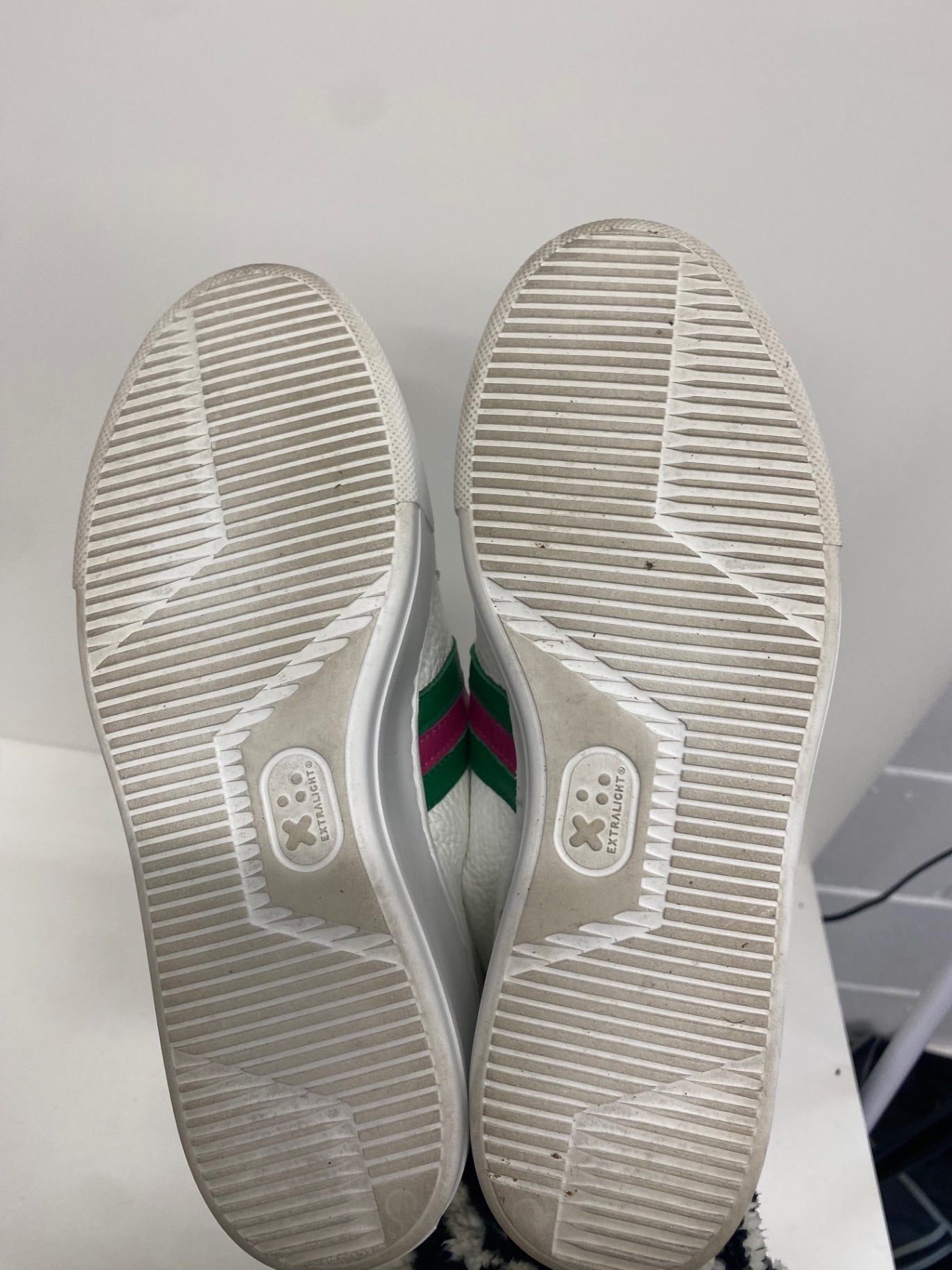 Fabulous Russell & Bromley flatform leather stripe Sneakers UK3 White & pink FK608