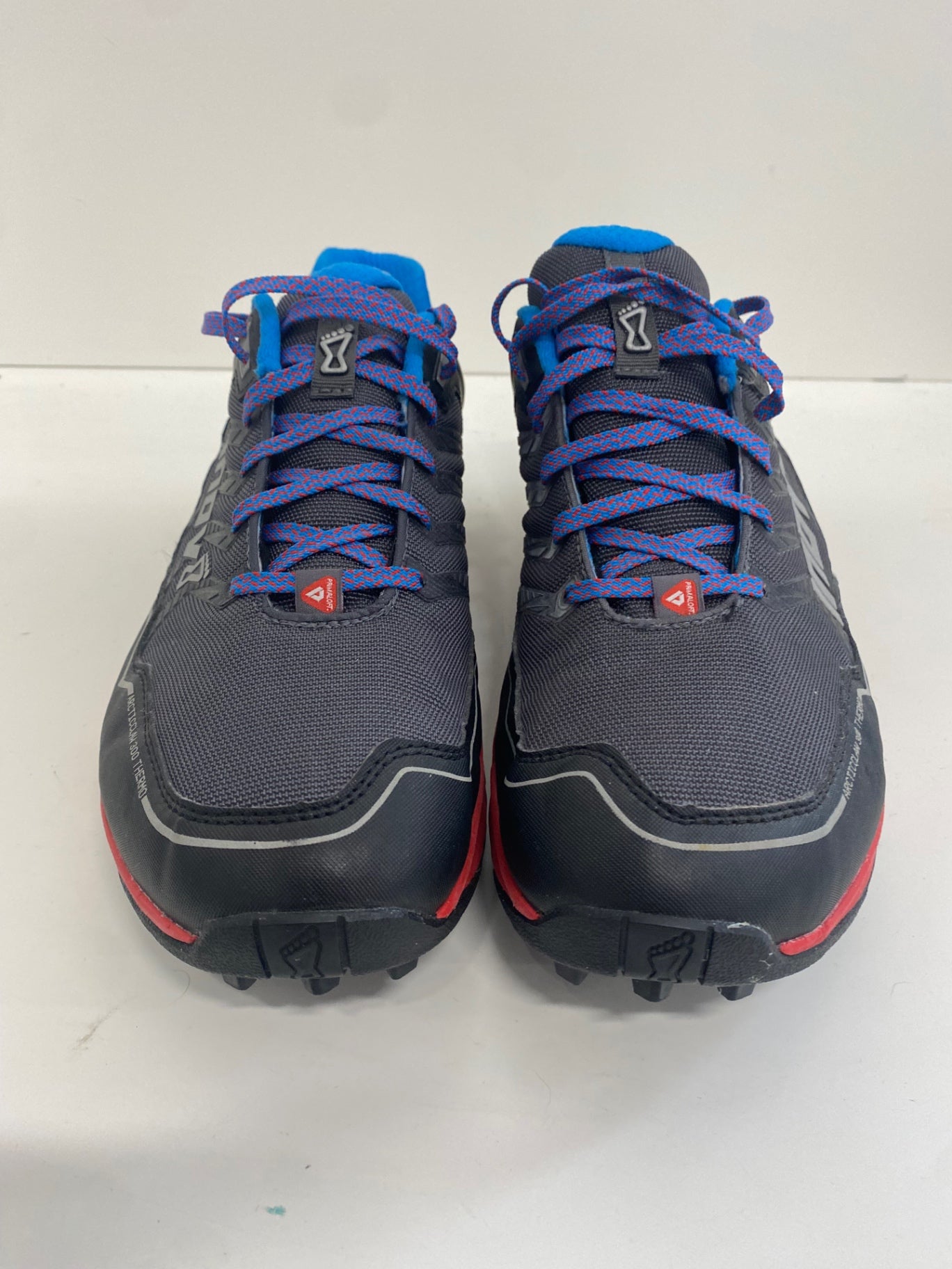 Fabulous INOV-8 ArcticClaw 300 Thermo primaloft trail Ice running trainers UK9 Black/Gray with red accents FK608