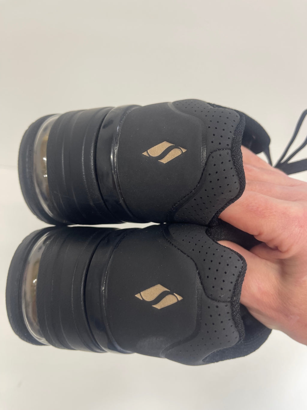Fabulous Skechers Million Air elevated Sneakers UK3.5 Black FK608