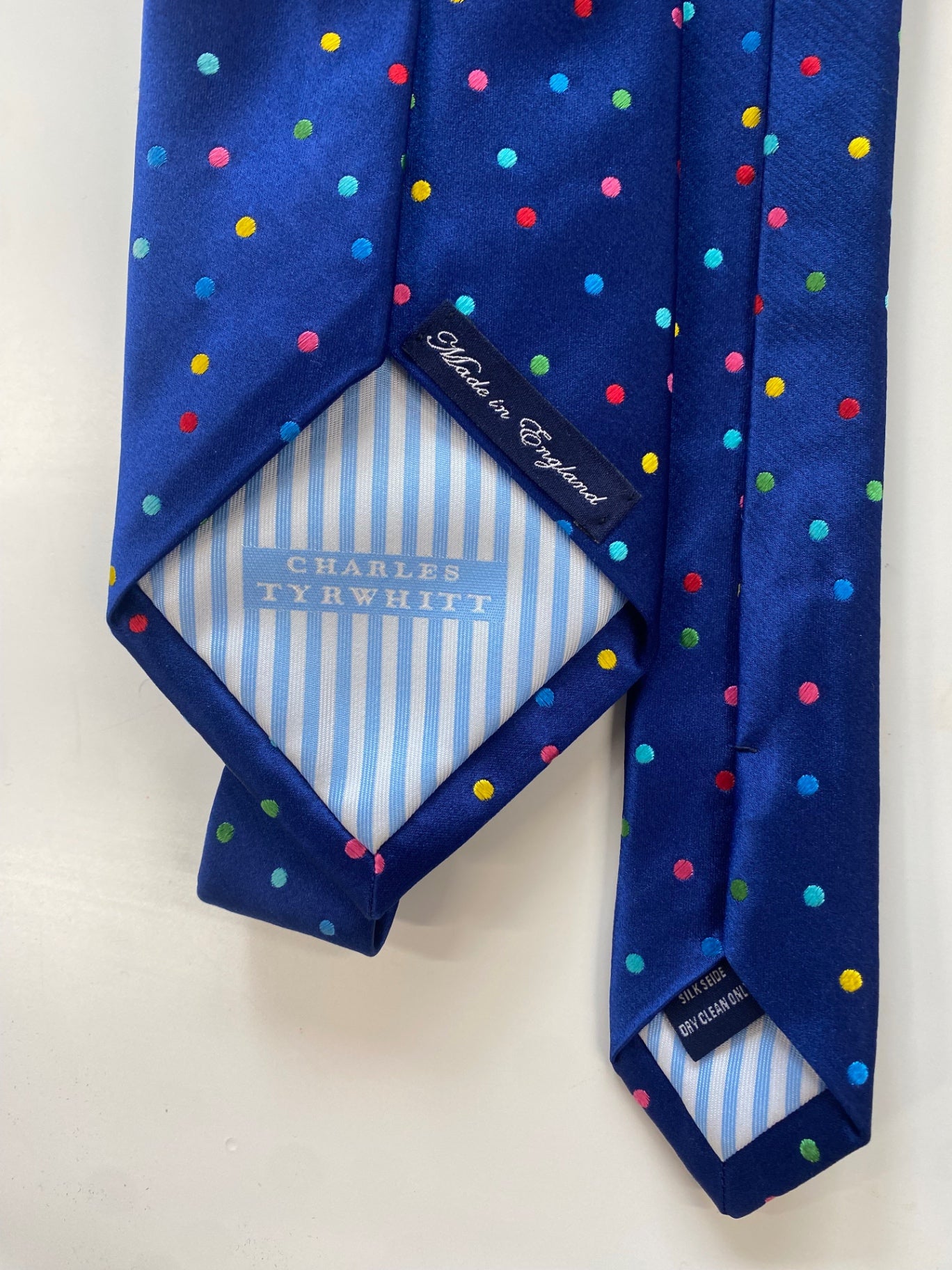 Fabulous Charles Tyrwhitt pure Silk blue spotted Tie One size Blue FK608
