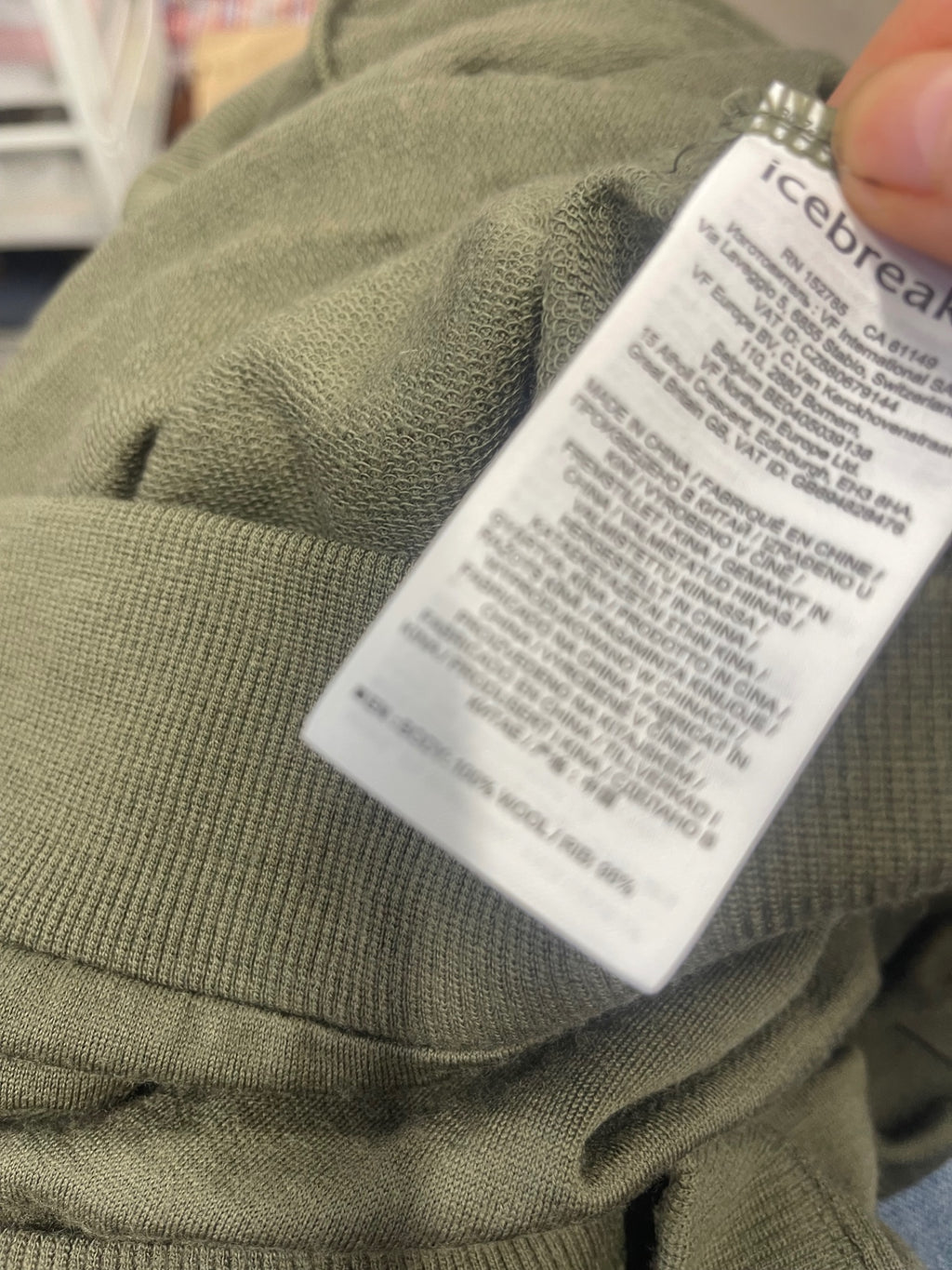 Fabulous icebreaker wool mid layer Sweater XL Olive Green ES609