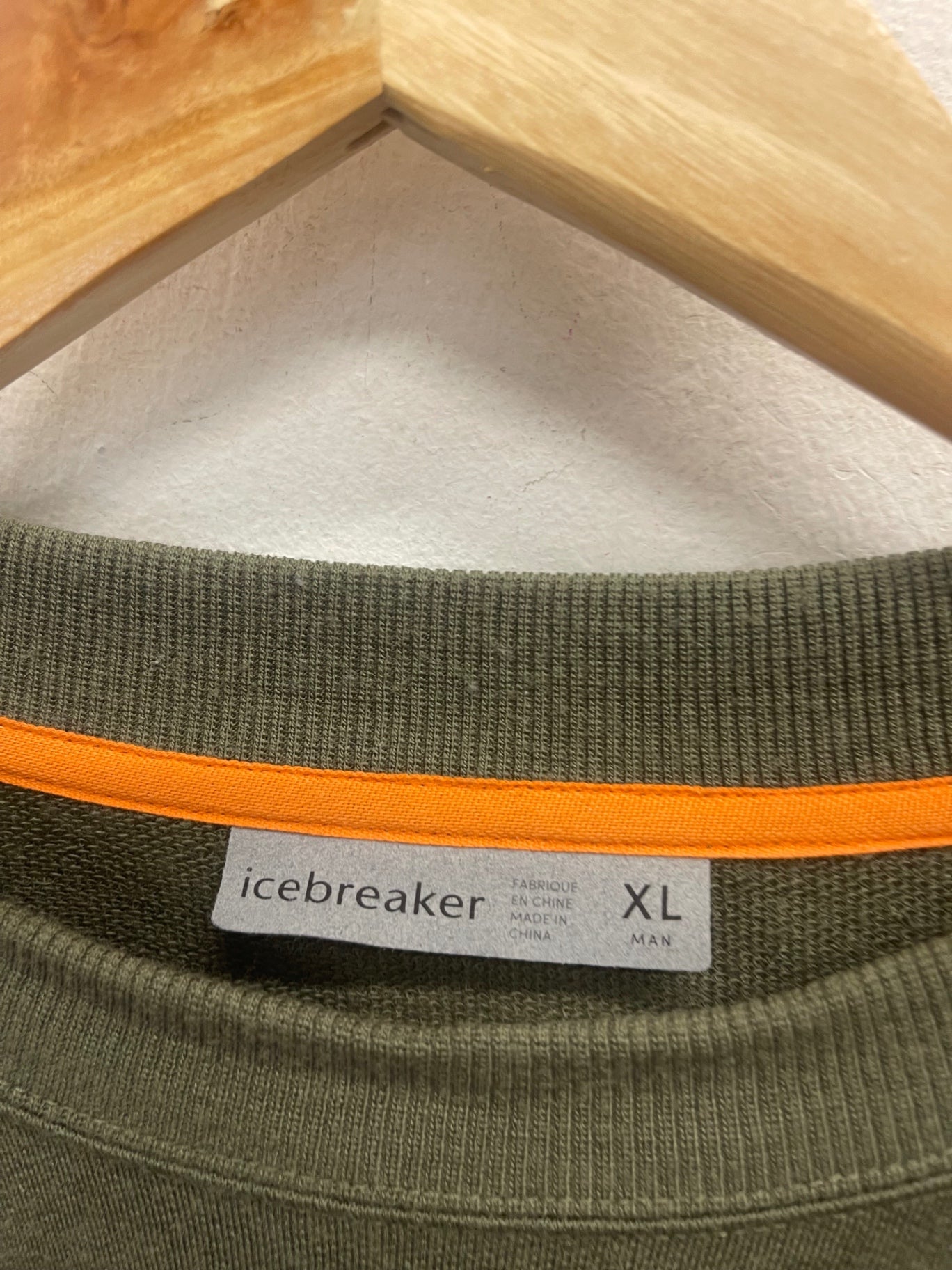 Fabulous icebreaker wool mid layer Sweater XL Olive Green ES609