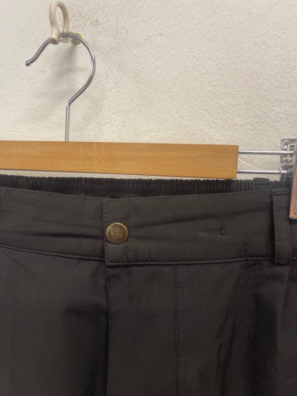 Fabulous PROQUIP Gold Waterproof Trousers UK XL Black Leg 29” ES609