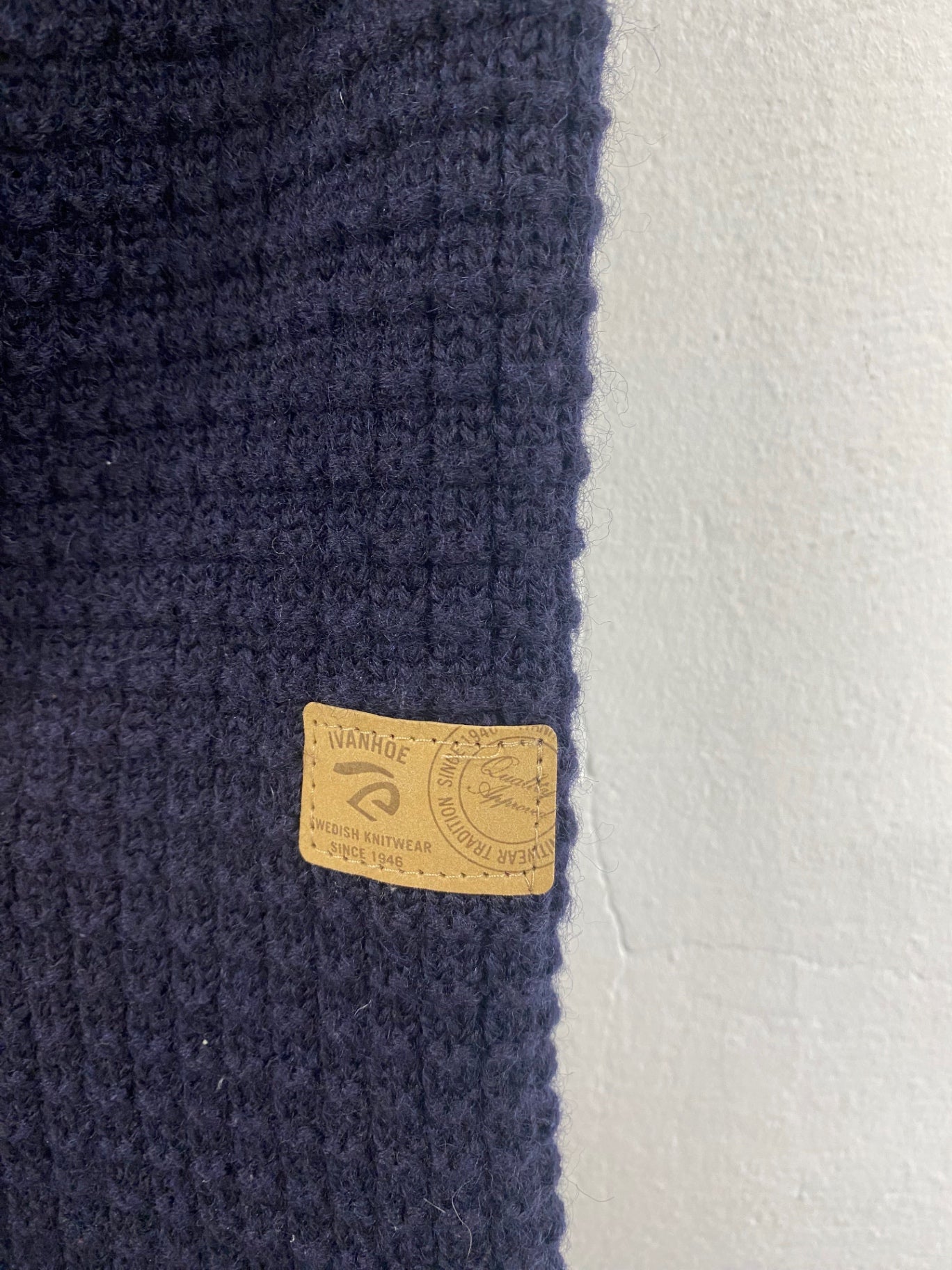 Fabulous Ivanhoe of Sweden 1/4 Zip Jumper XL Navy golf pure wool ES609