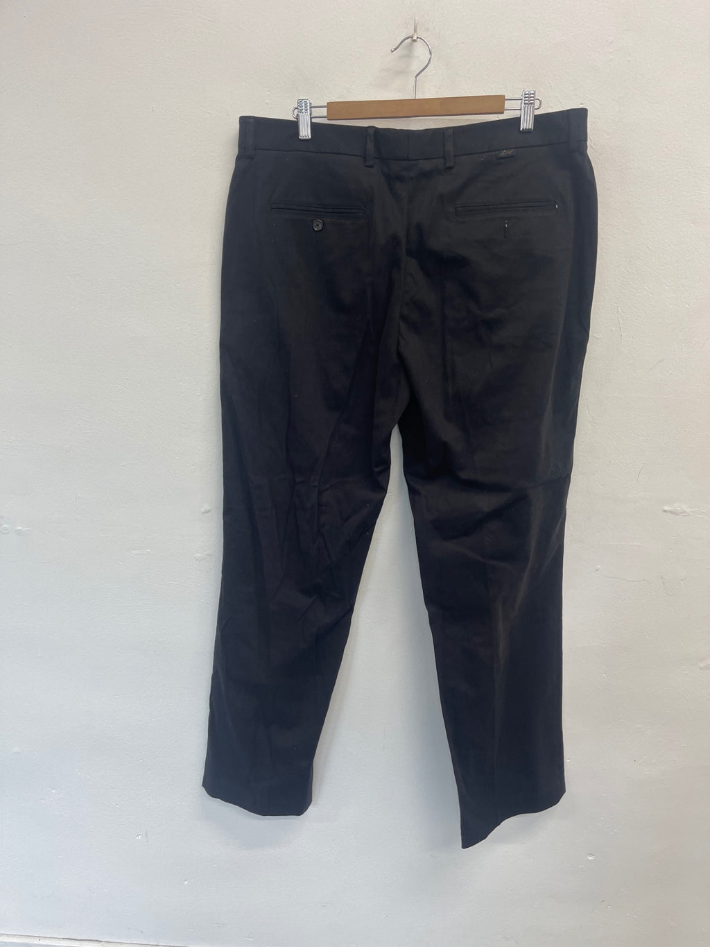 Fabulous Greg Norman Golf Trousers 38/32 Black ES609