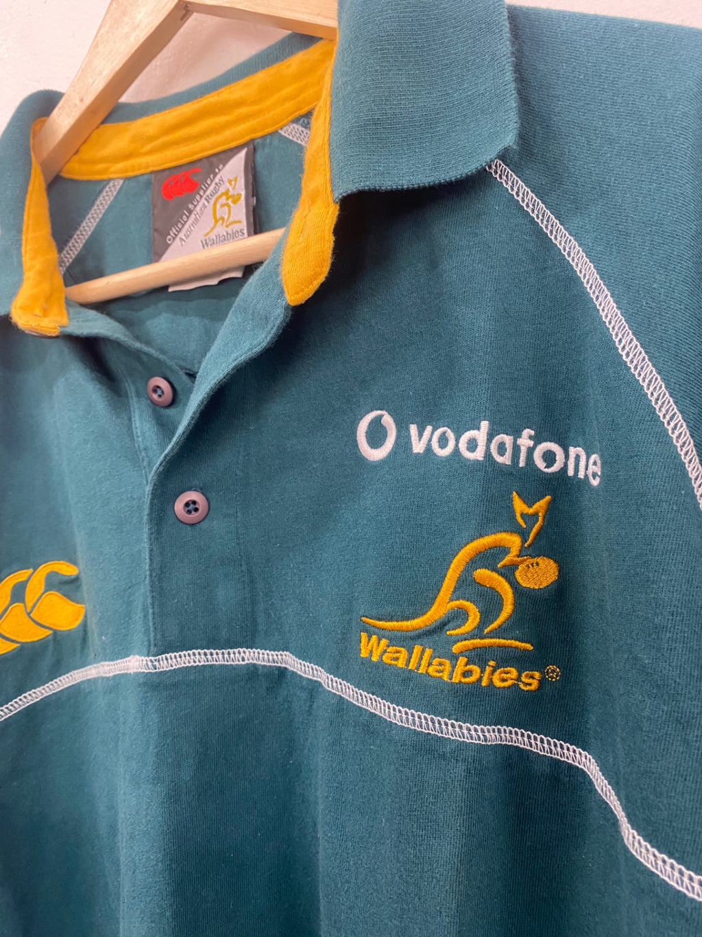 Fabulous Canterbury Wallabies Rugby Polo Shirt L Green and Gold ES609
