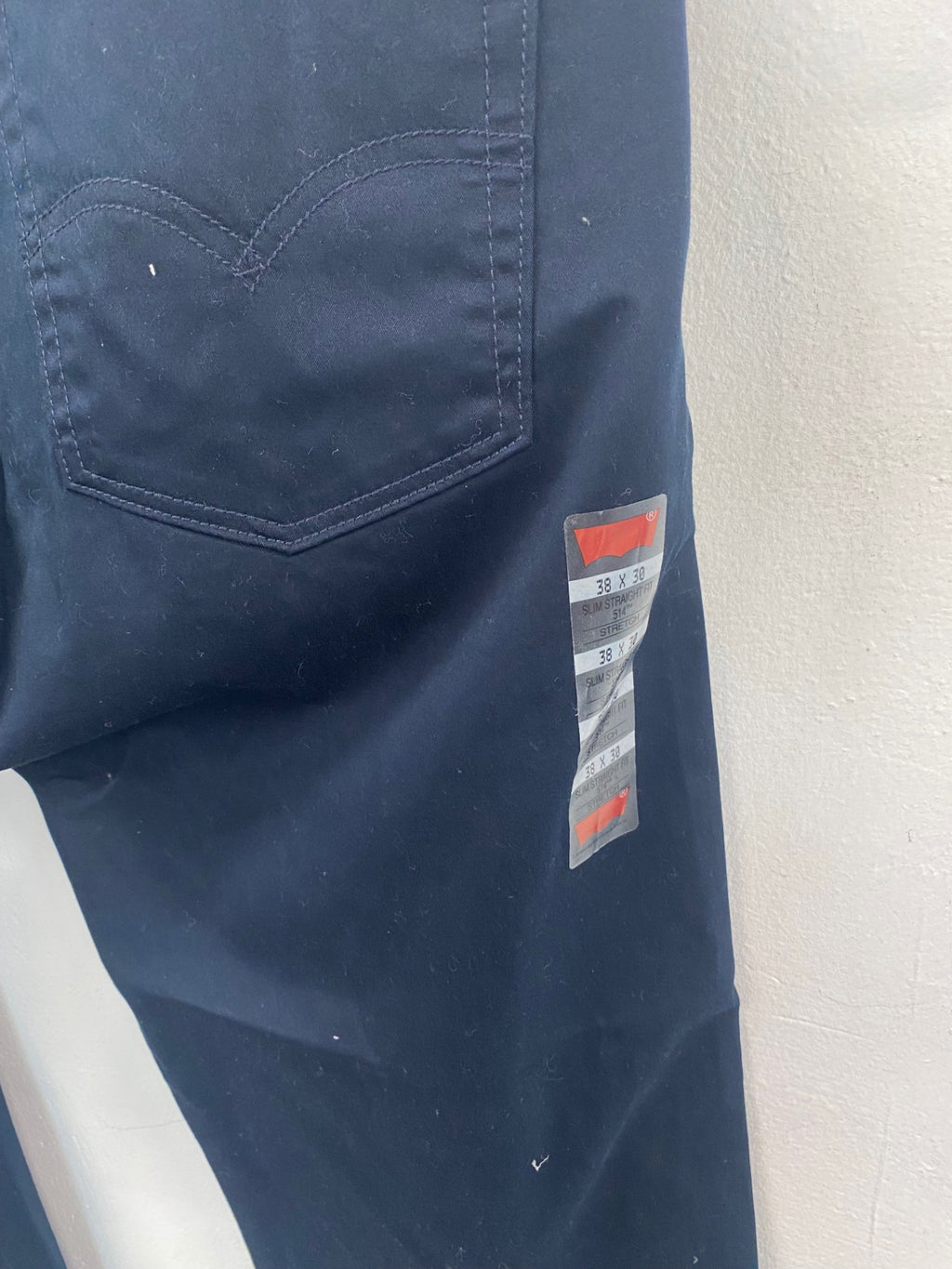 Fabulous Levi's Pants 38/30 classic 5 pocket jeans casual short 38" ES609