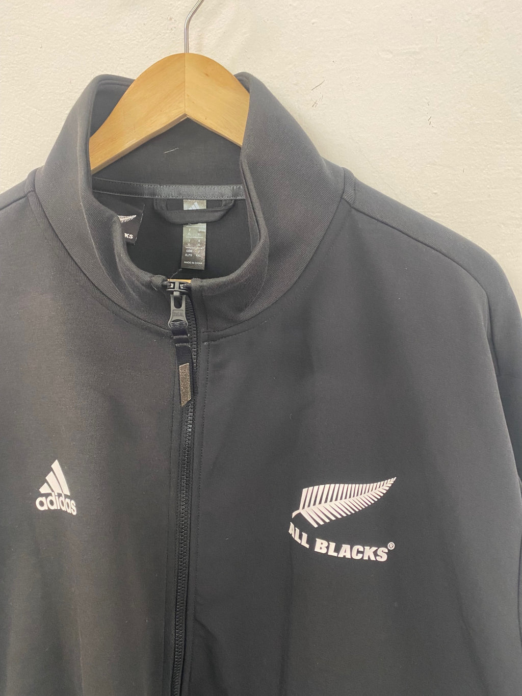 Fabulous adidas All Blacks New Zealand Training Top XL Black zip thru rugby ES609