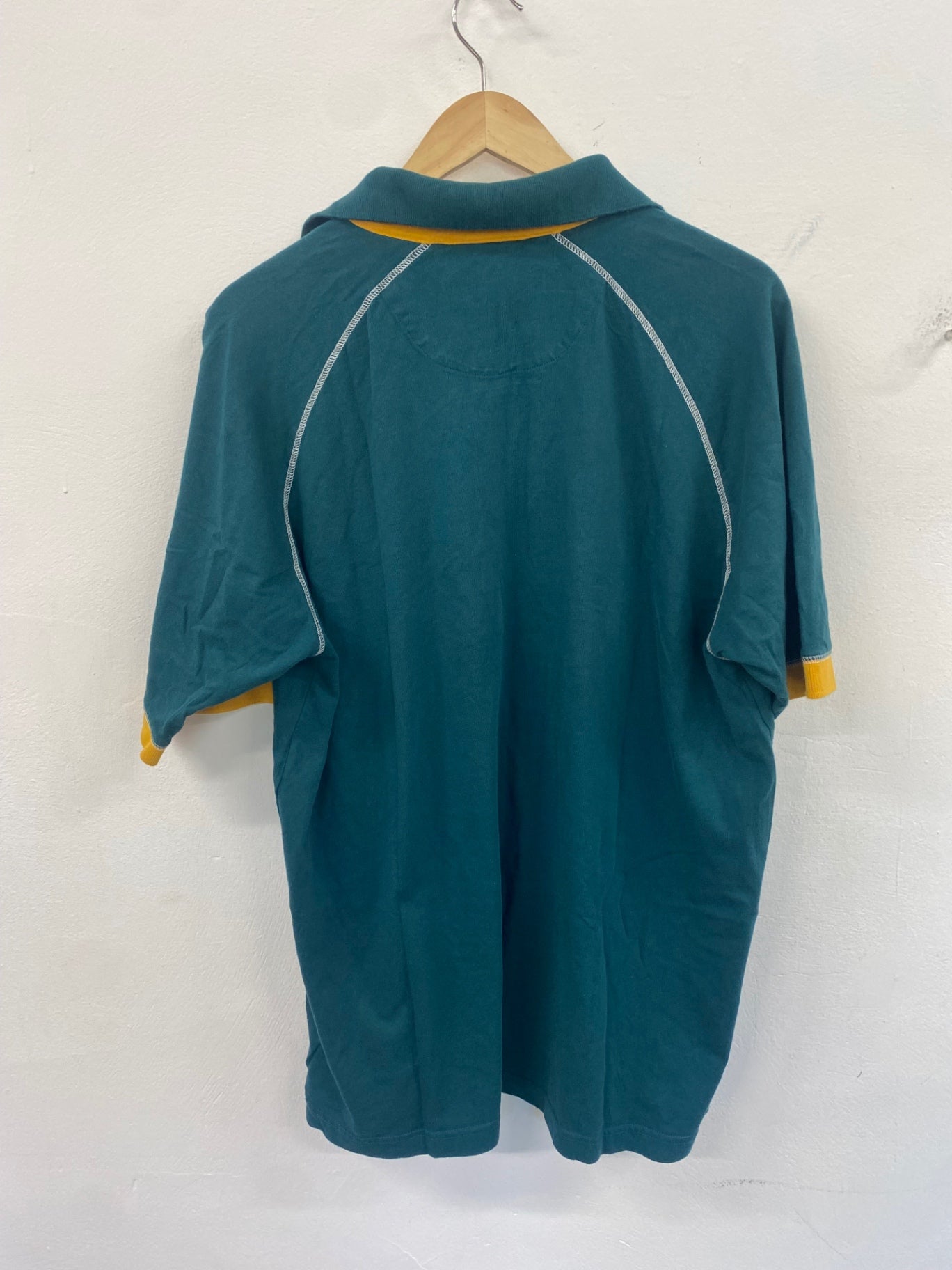 Fabulous Canterbury Wallabies Rugby Polo Shirt L Green and Gold ES609