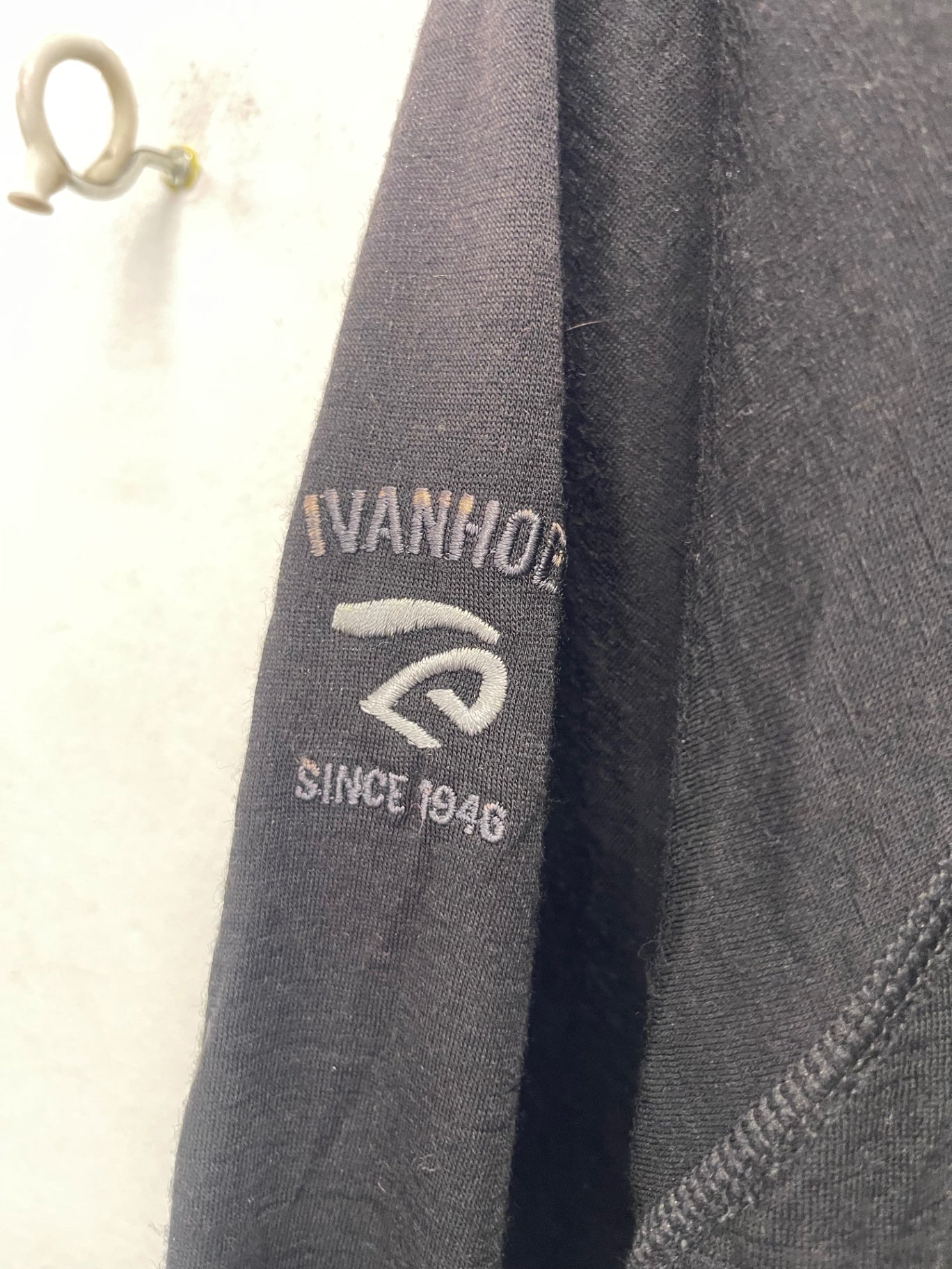 Fabulous Ivanhoe of Sweden pure merino Sweater XL Black ES609