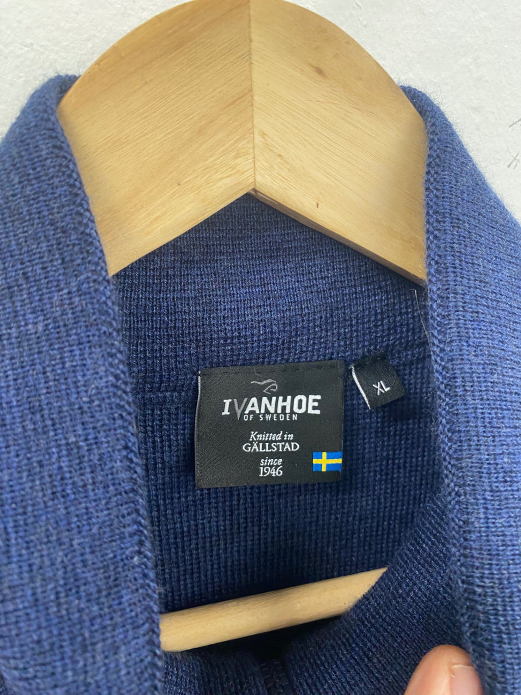 Fabulous IVANHOE of Sweden golf merino gilet  XL Blue ES609