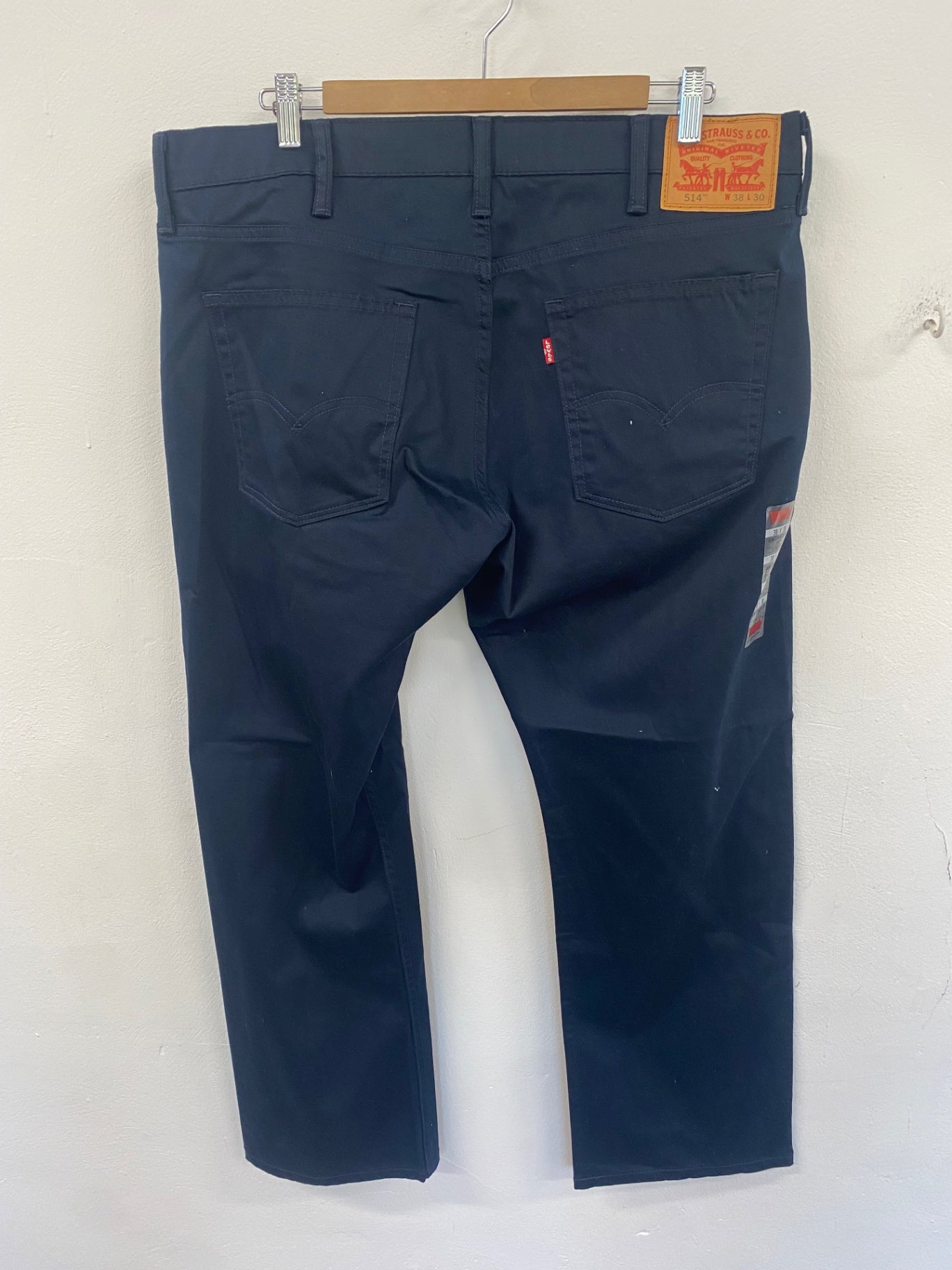Fabulous Levi's Pants 38/30 classic 5 pocket jeans casual short 38" ES609