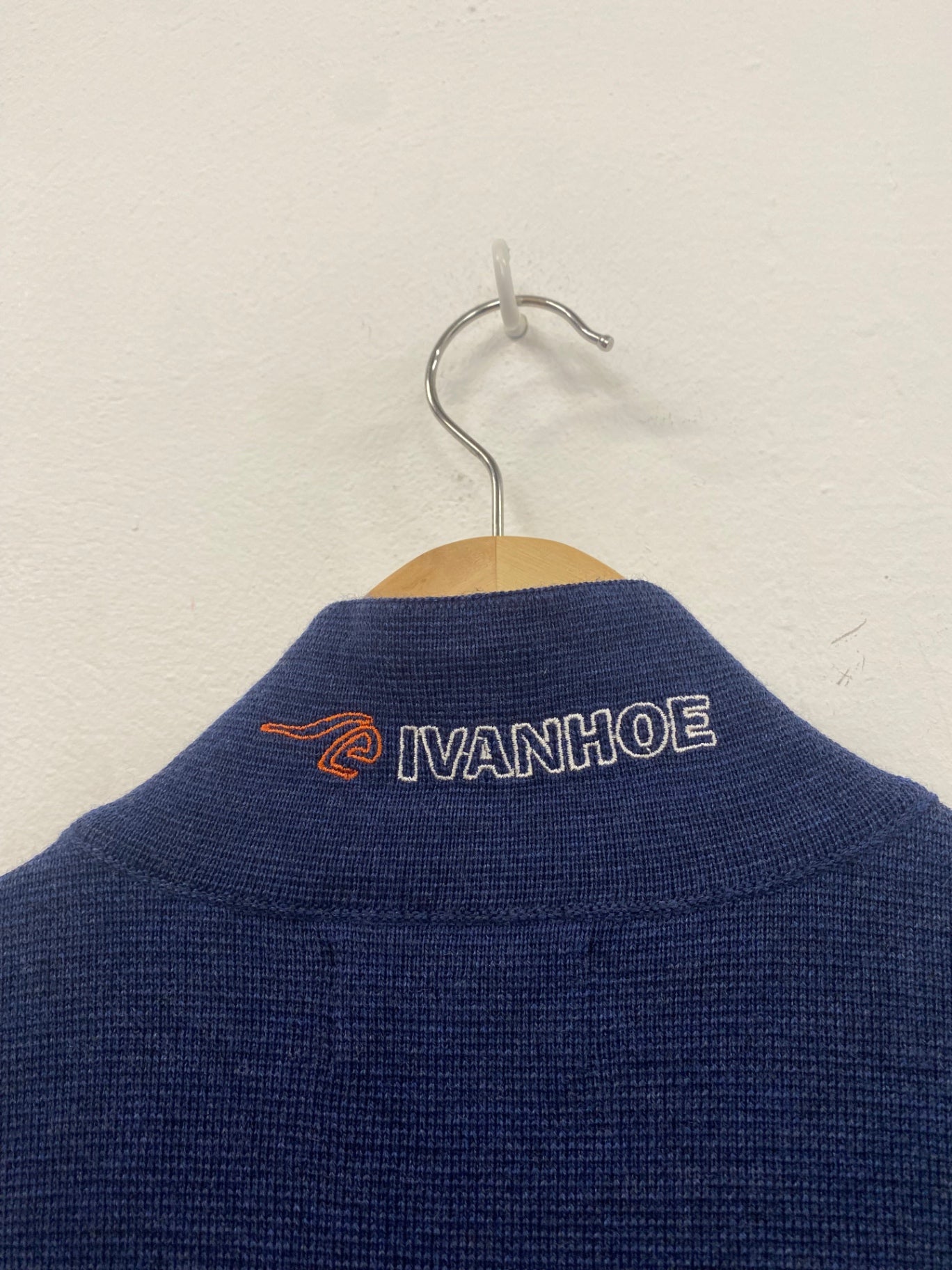 Fabulous Ivanhoe of Sweden Gilet merino knit golf XL Blue ES609