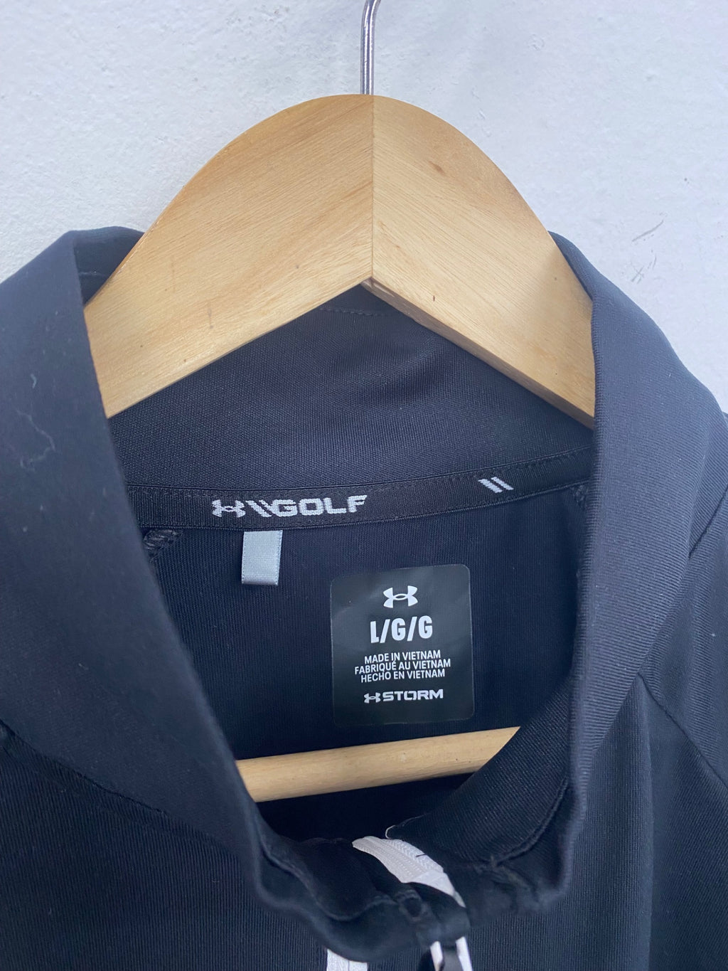 Fabulous Under Armour 1/4 Zip Top Golf Storm L Black ES609