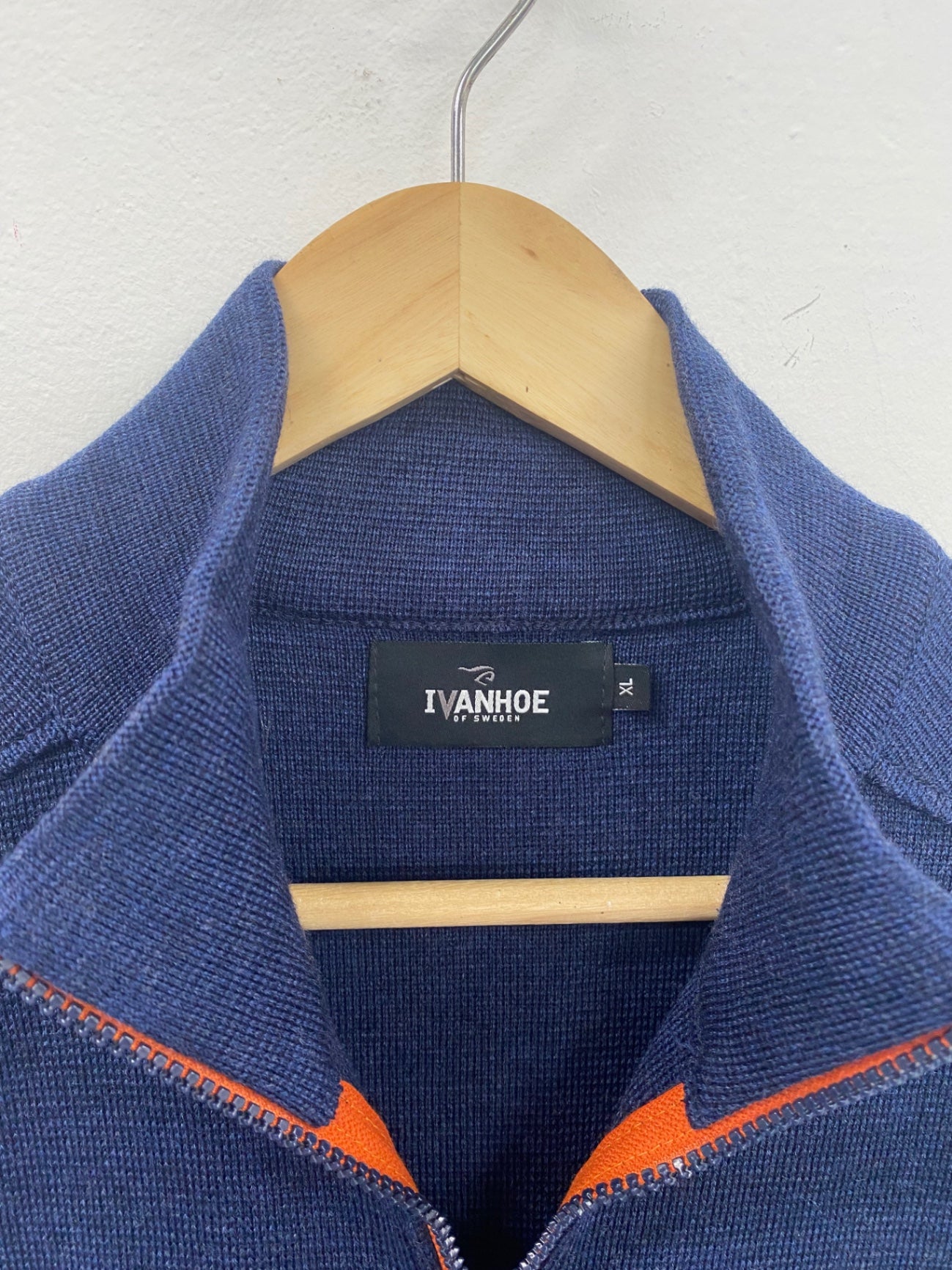 Fabulous Ivanhoe of Sweden Gilet merino knit golf XL Blue ES609