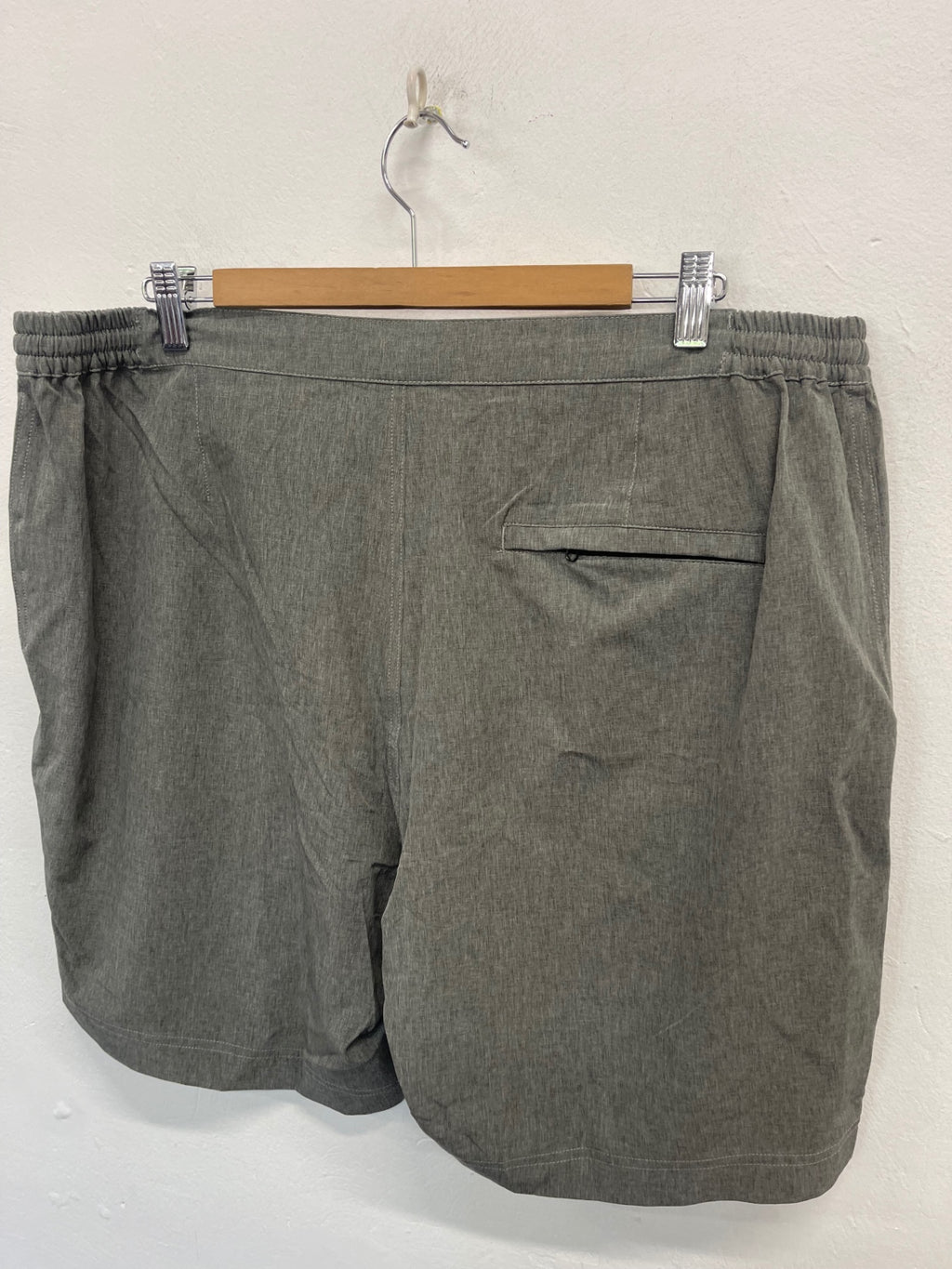 Fabulous Eubi golf sports Shorts XXL Grey New ES609