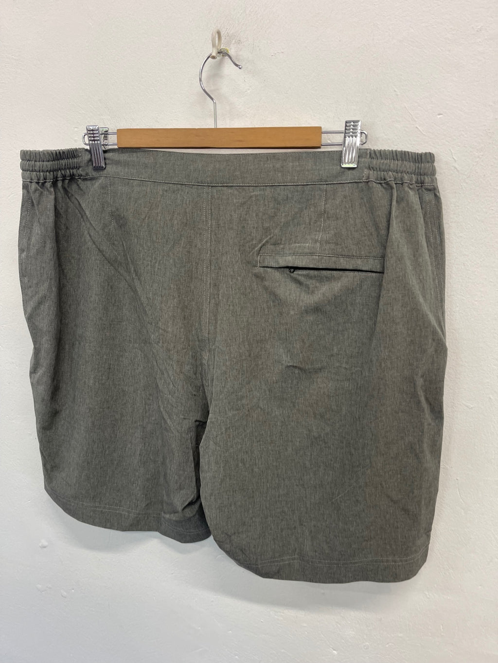 Fabulous Eubi golf sports Shorts XXL Grey New ES609