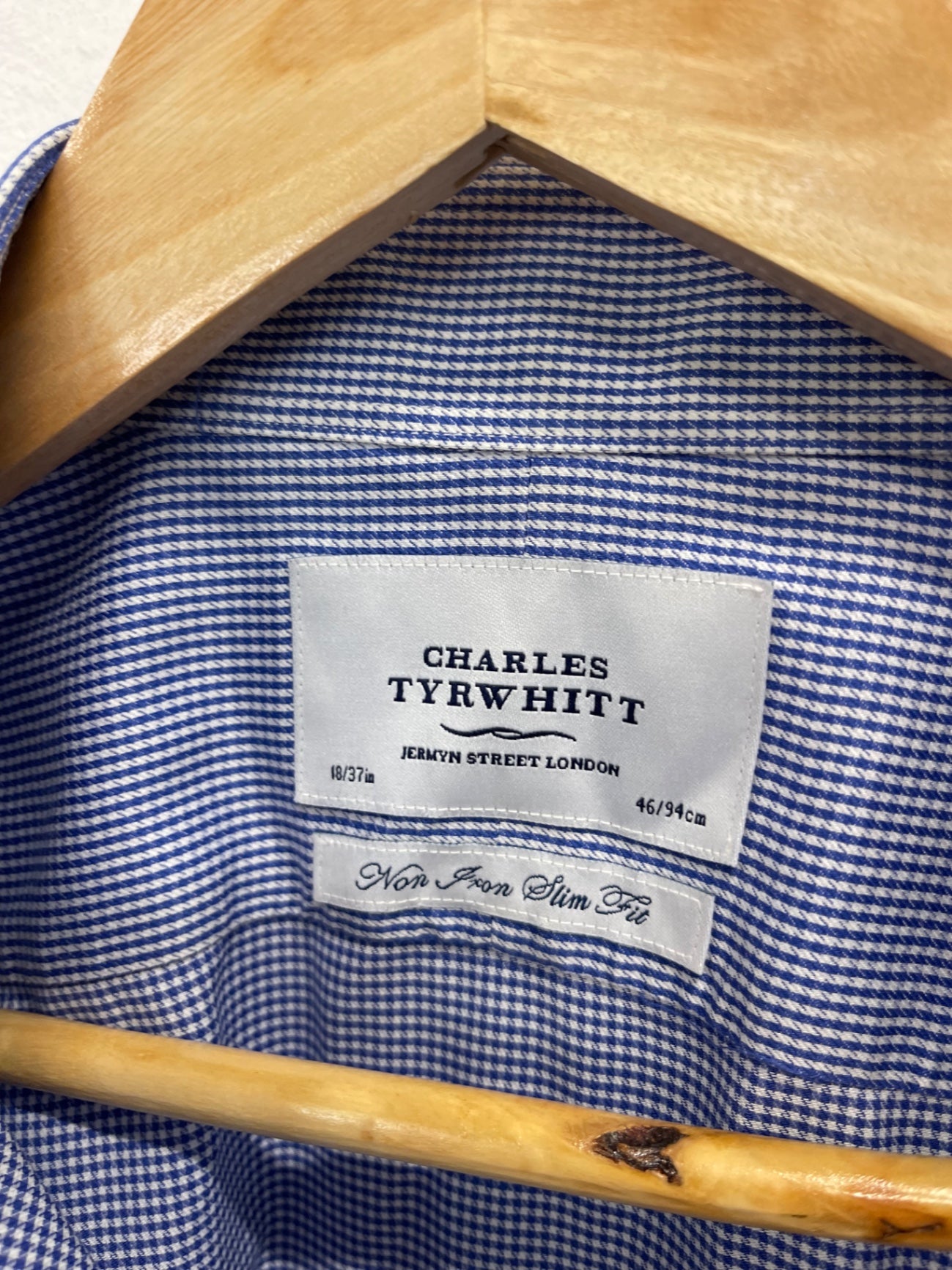 Fabulous Charles Tyrwhitt Non iron slim fit Shirt 18” Blue ES609
