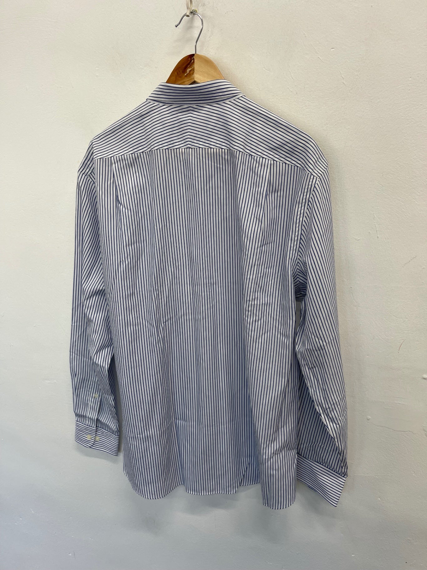 Fabulous Charles Tyrwitt non iron slim fit Shirt XL White & blue ES609
