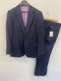 Fabulous Charles Tyrwhitt Suit 48R Navy classic fit Super 110s wool ES609