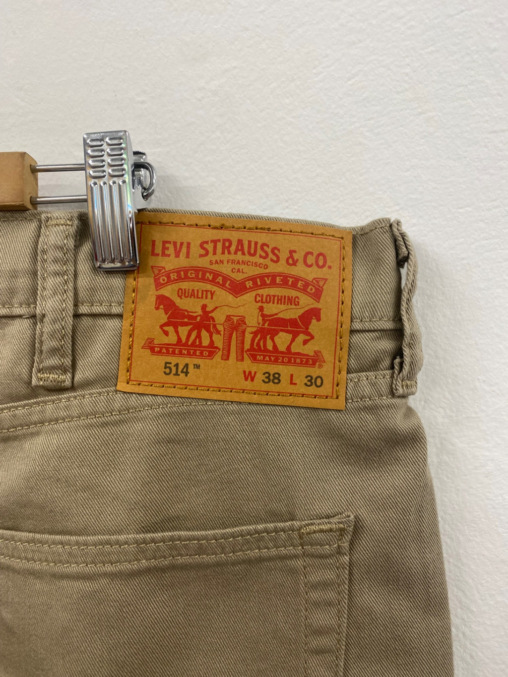 Fabulous Levi's 514 straight fit stretch Jeans 38x30 Beige ES609