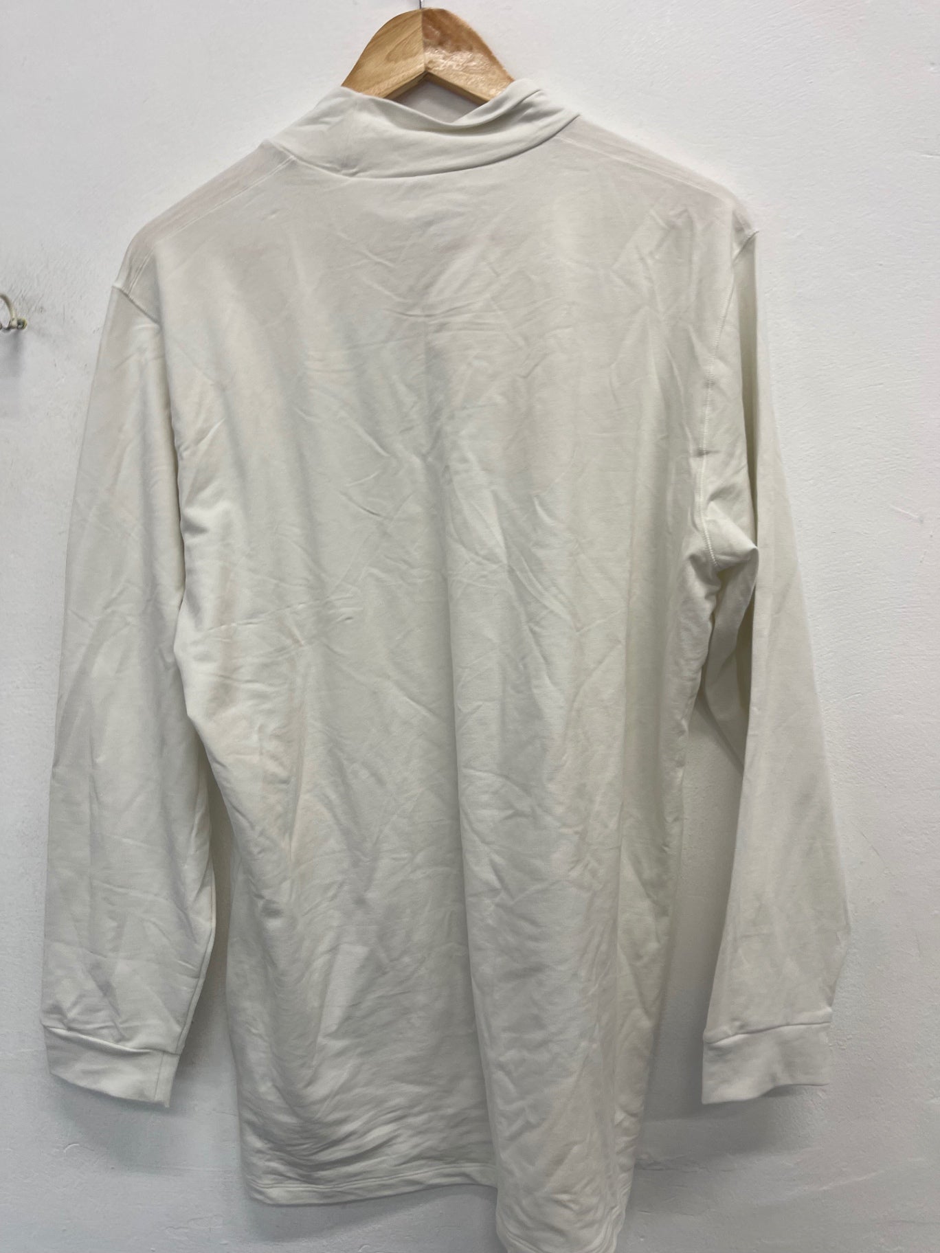 Fabulous UNIQLO Long sleeve heat tech thermal top XL Cream/Off-white ES609