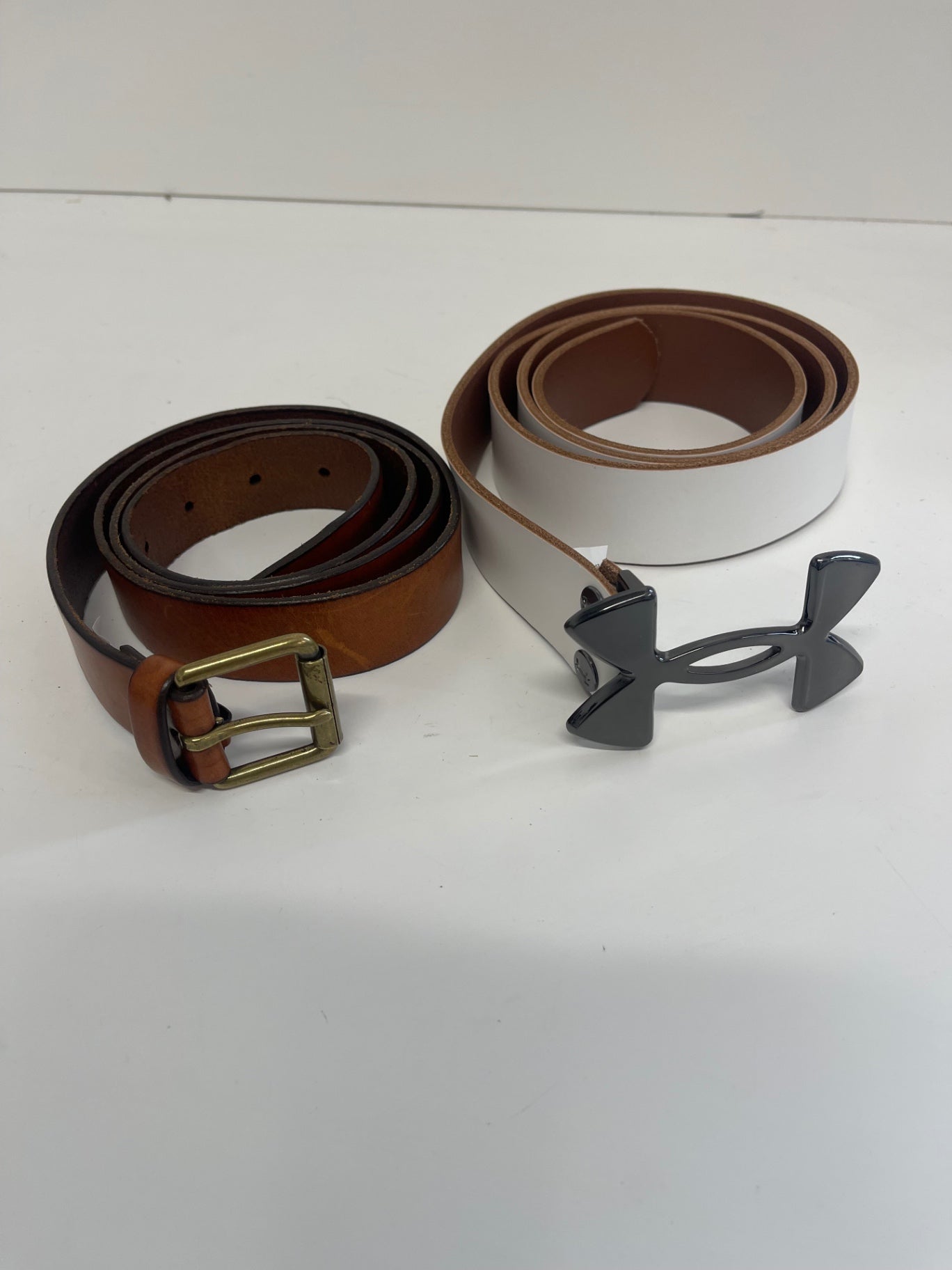 Fabulous Under Armour Golf reversible Belt 50” White ES609