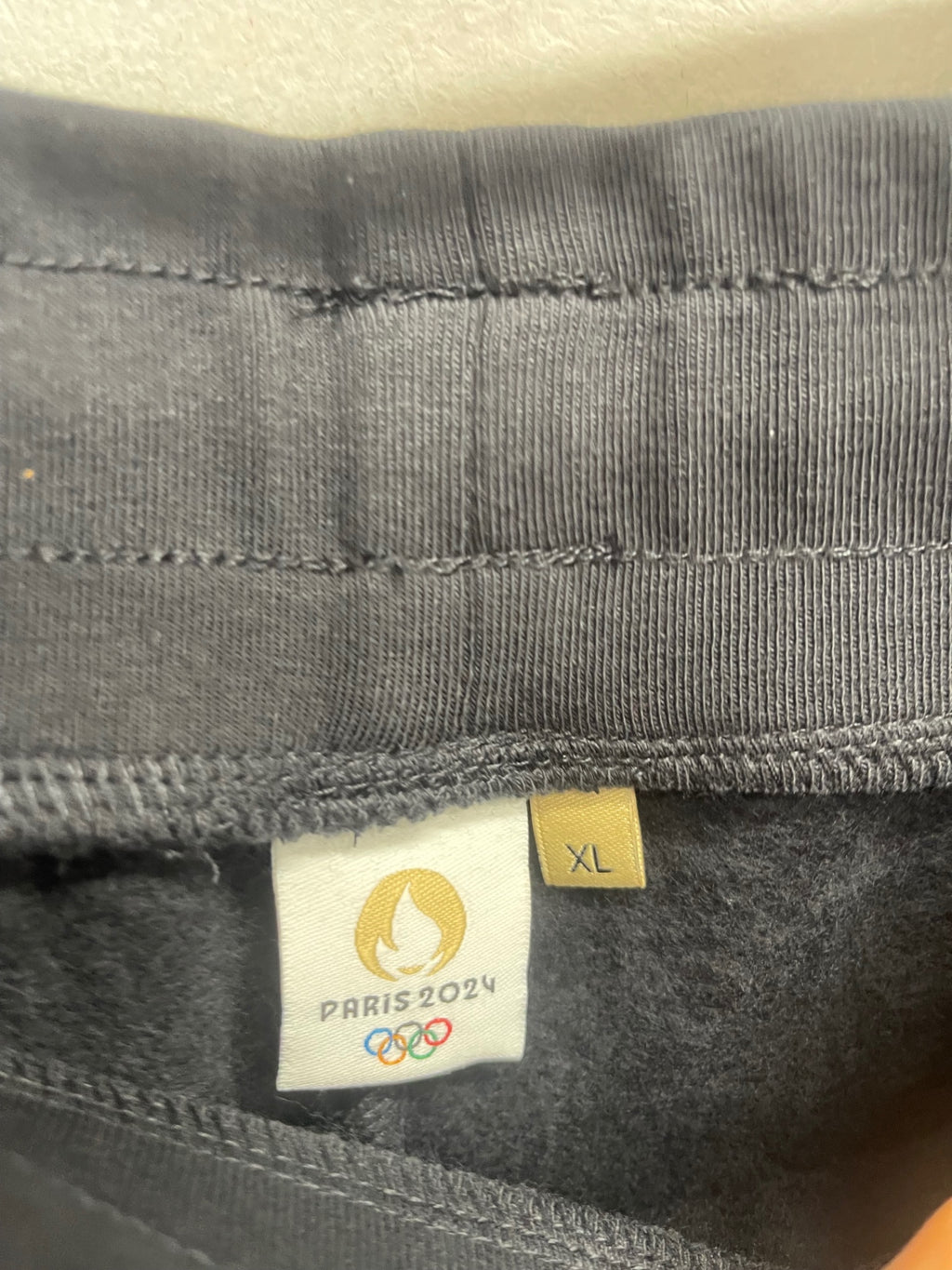Fabulous Adidas Sports Paris Olympics Bundle XL Black #4 ES609