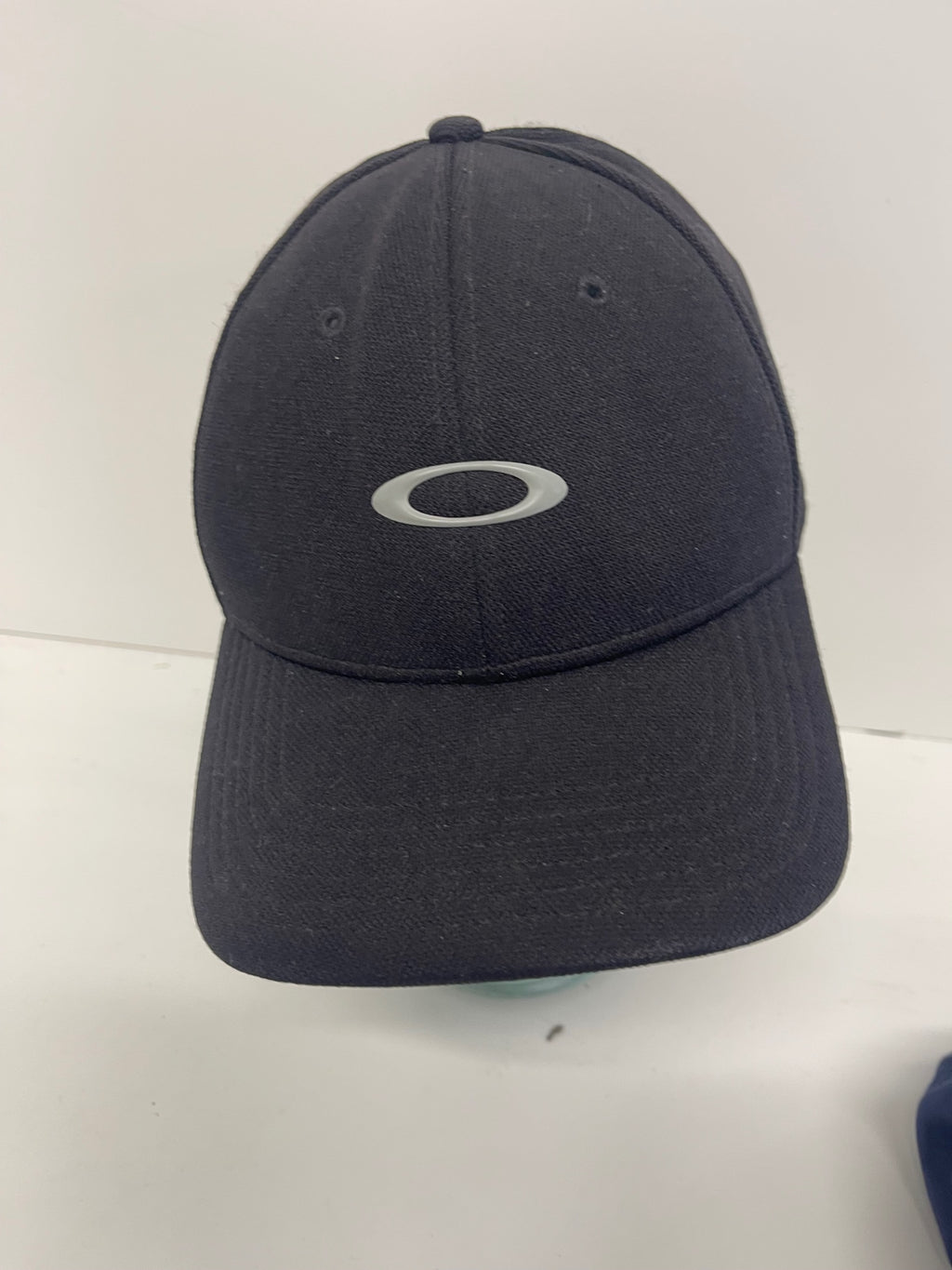 Fabulous Oakley Tincan Golf Cap Hats L/XL Black ES609