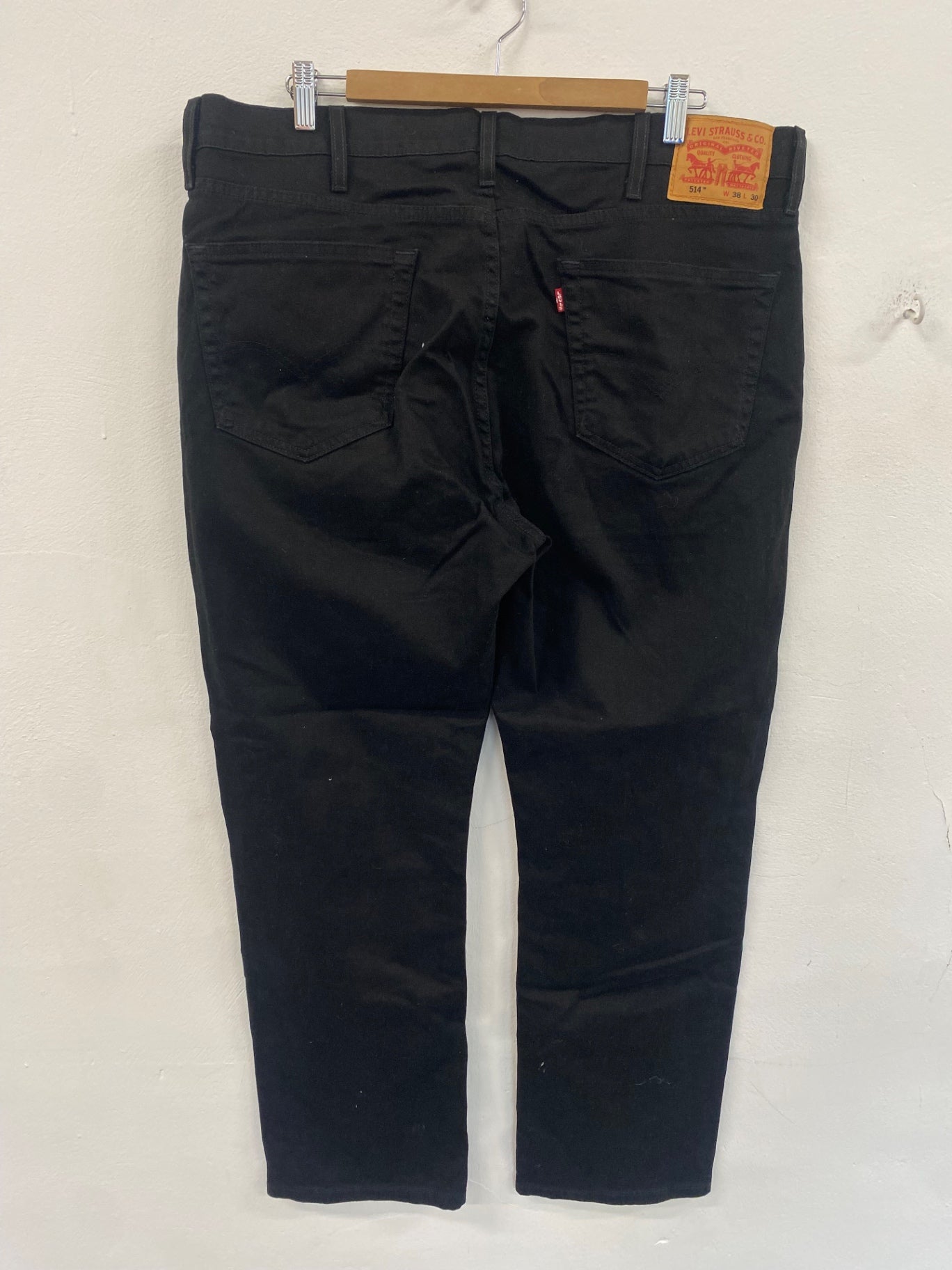 Fabulous Levi's 514 38/30 straight leg stretch Jeans 38S Black ES609