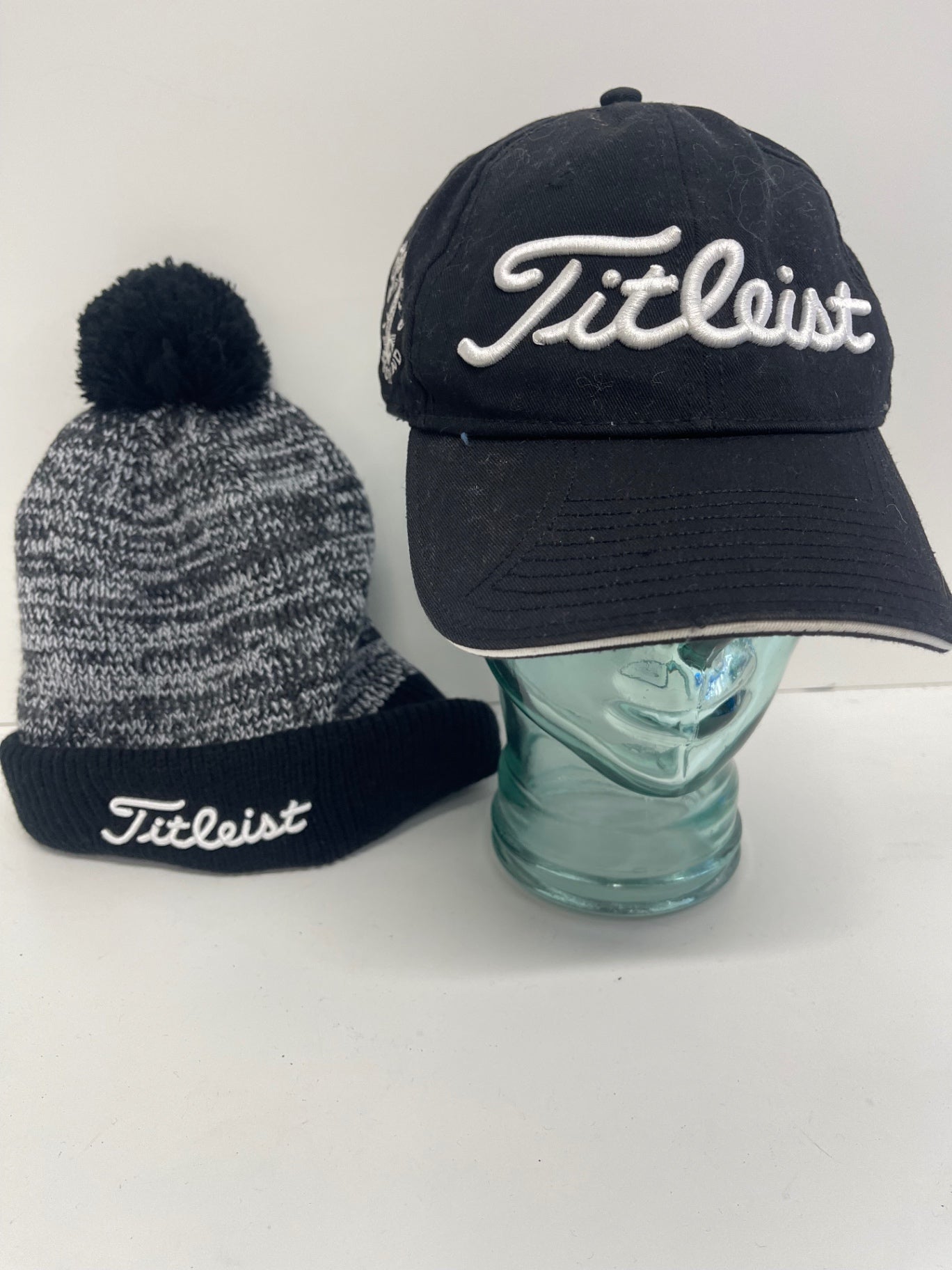 Fabulous Titleist Hats bobble & gold cap L Gray/Black #3 ES609