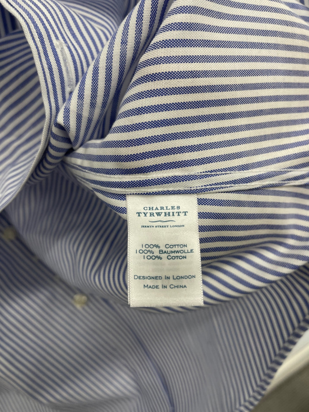 Fabulous Charles Tyrwitt slim fit non iron Shirt XL Blue and White ES609