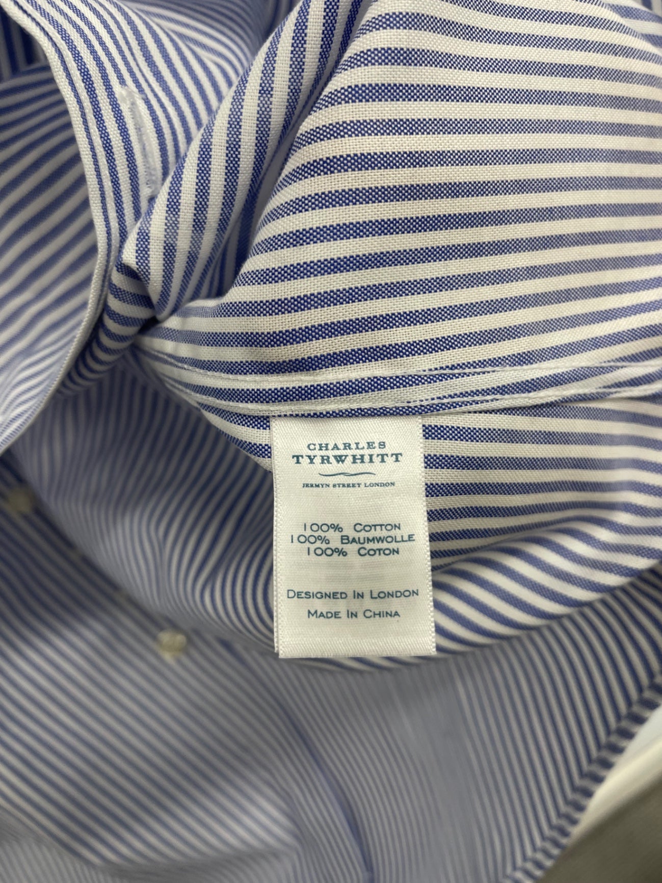 Fabulous Charles Tyrwitt slim fit non iron Shirt XL Blue and White ES609