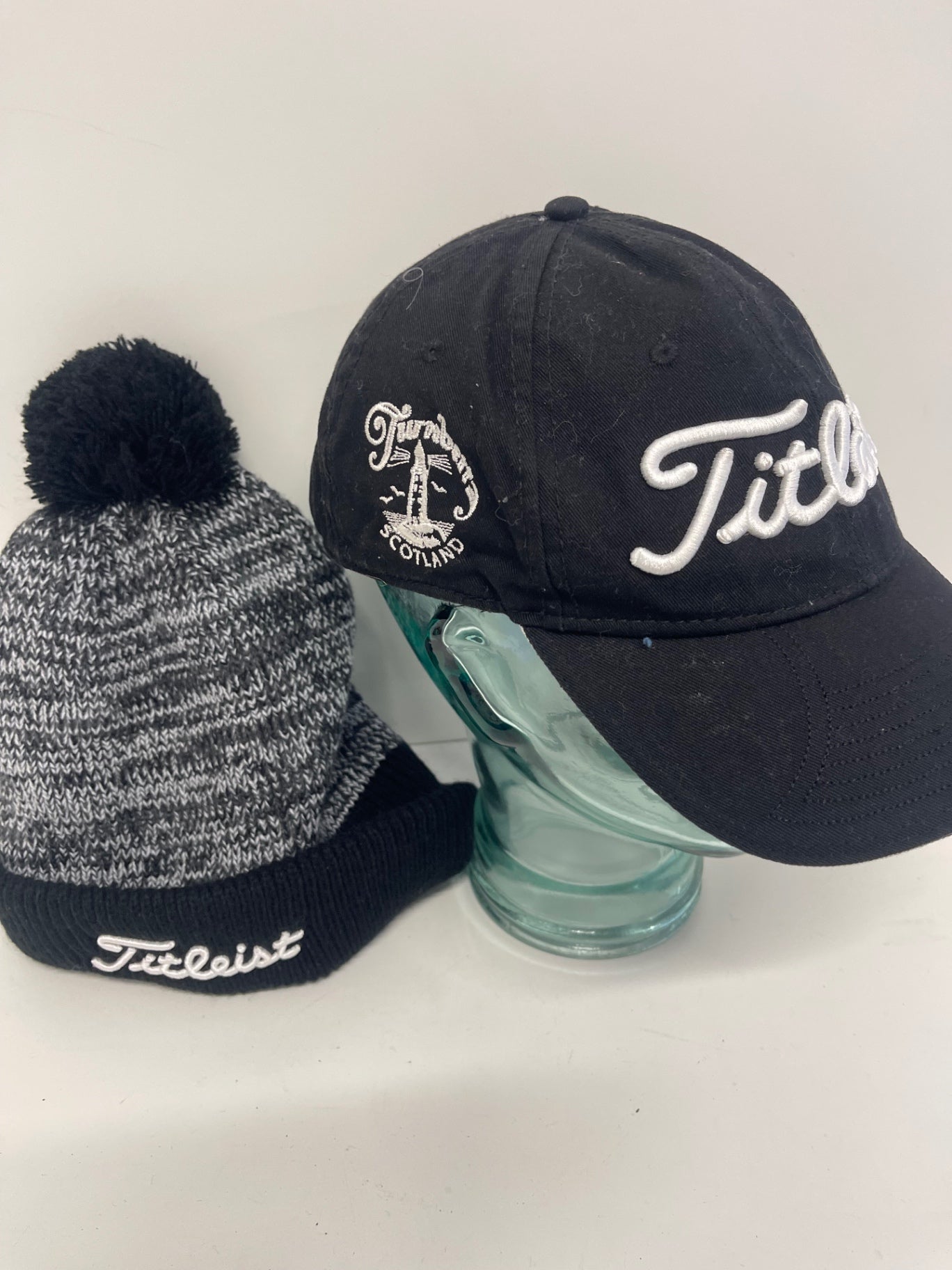 Fabulous Titleist Hats bobble & gold cap L Gray/Black #3 ES609