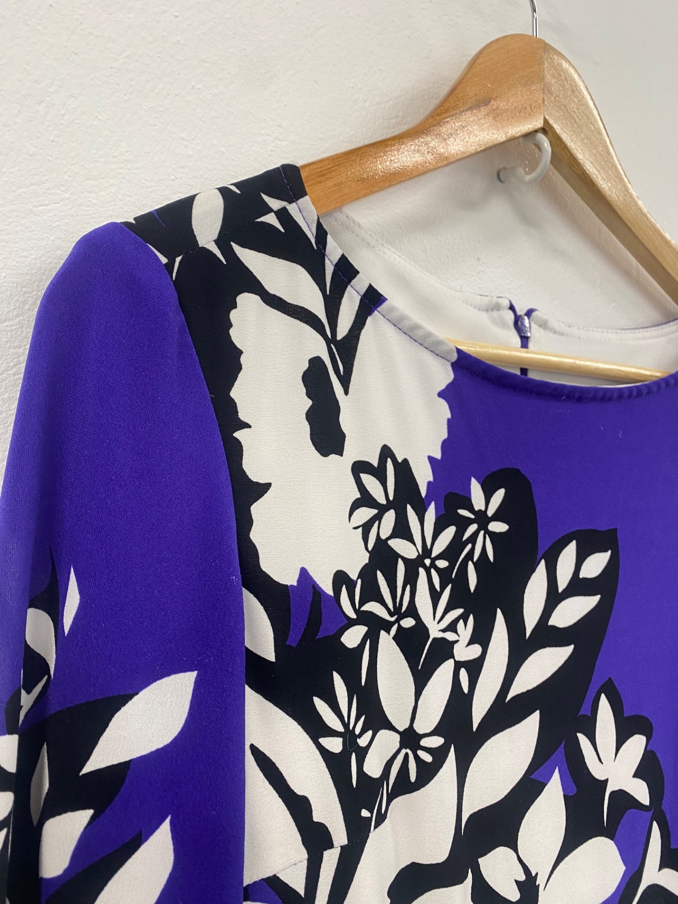 Gorgeous Joseph ribkoff floral dress purple black white wedding guest UK14 KW605