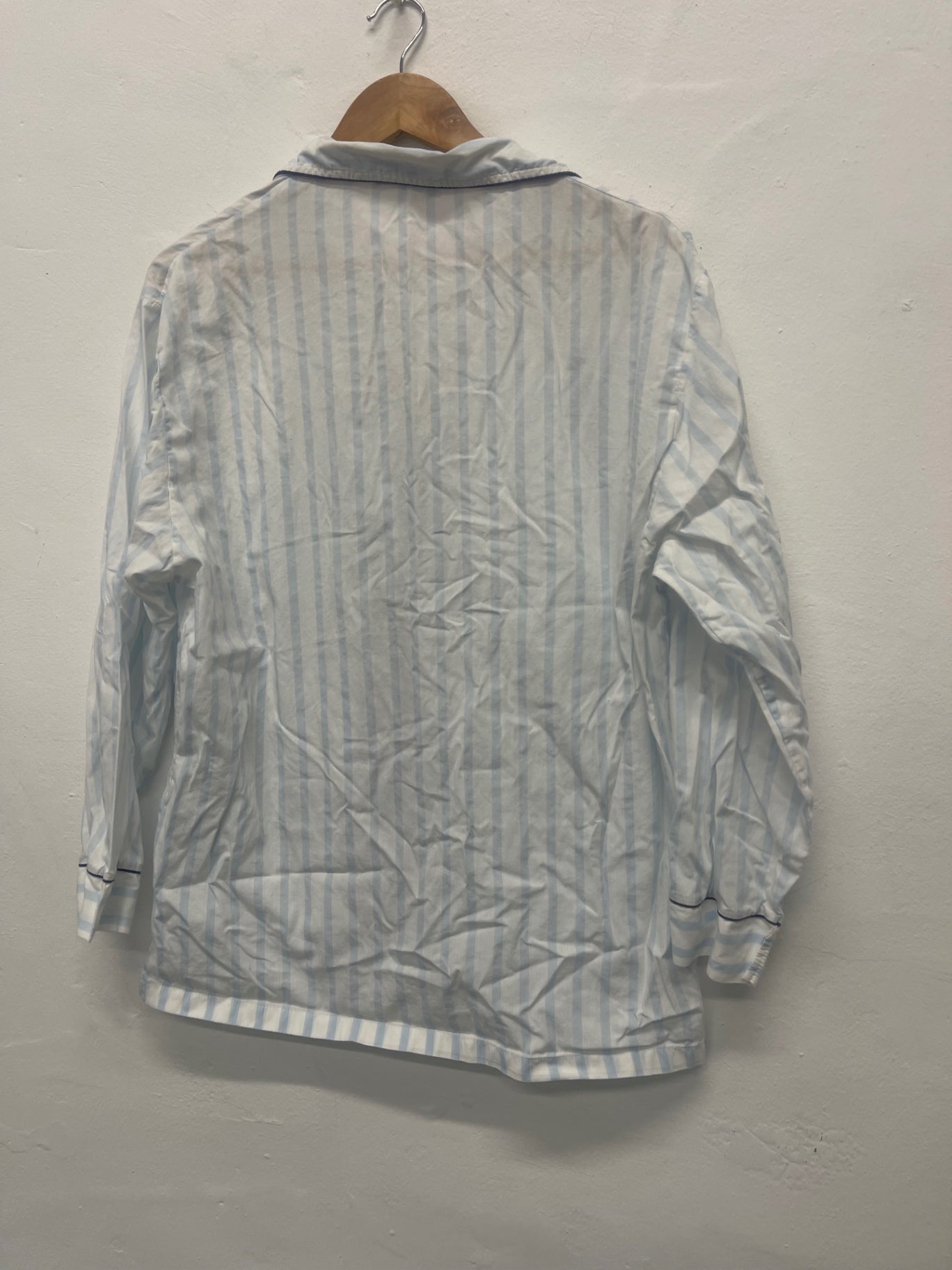 Fabulous L.Tavernier pyjama Shirt UkM White & light blue FK608