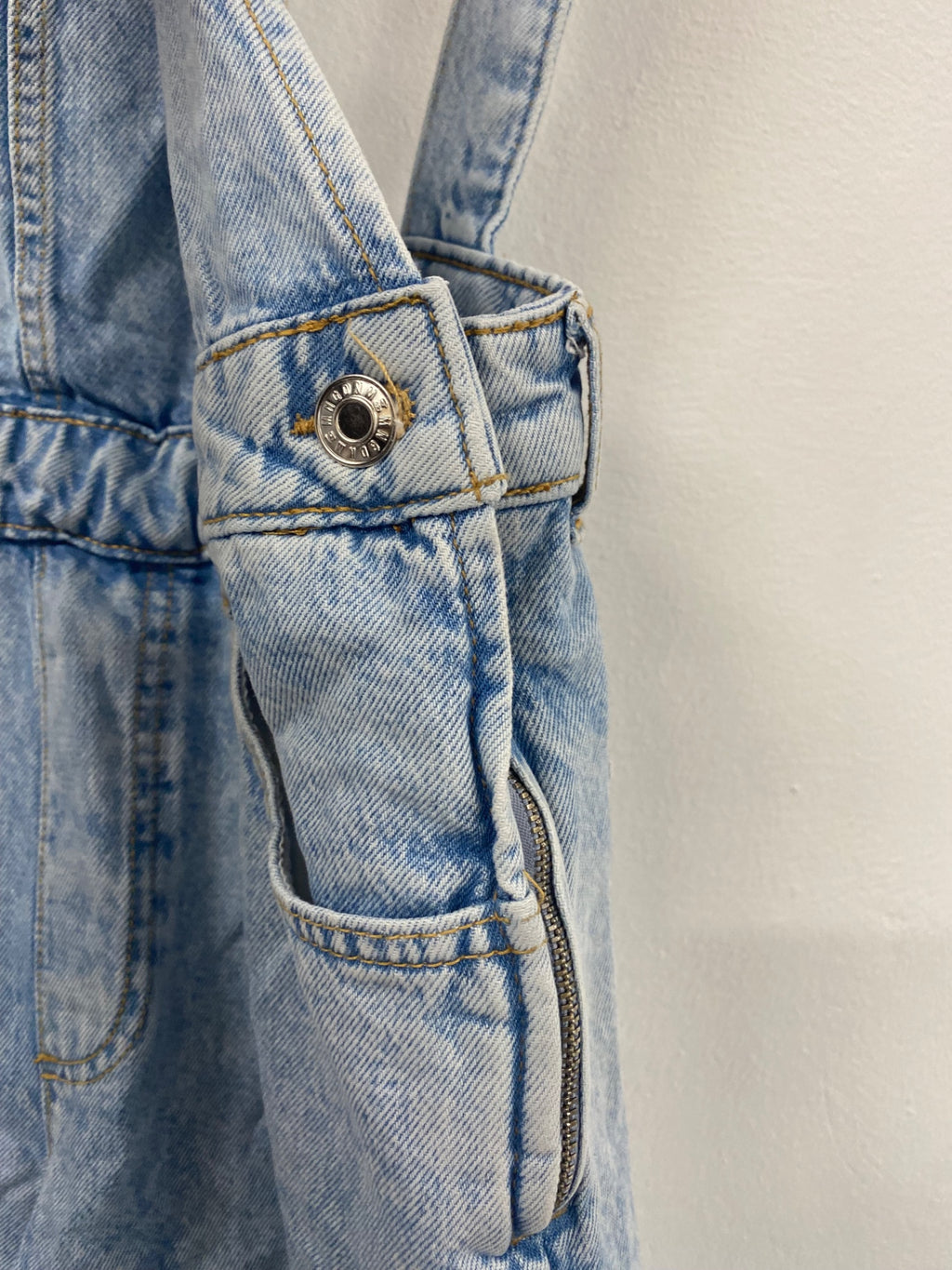 Fabulous Mango light wash denim dungarees L boho western chic SH599