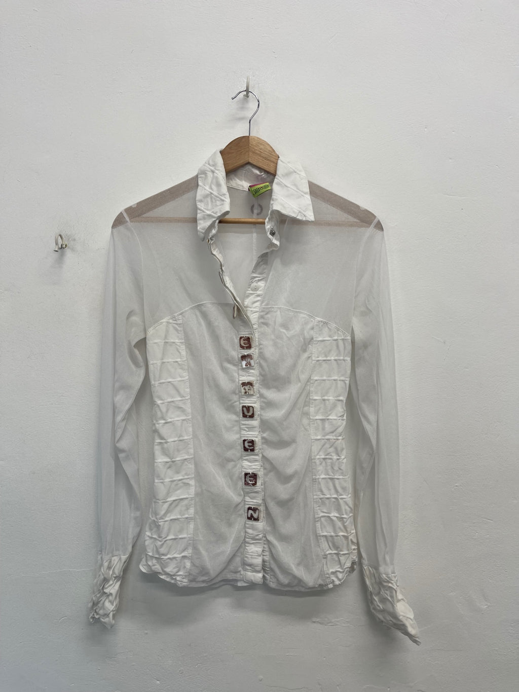 Fabulous The Queen Shirt sheer sleeves fun UKL White KW605