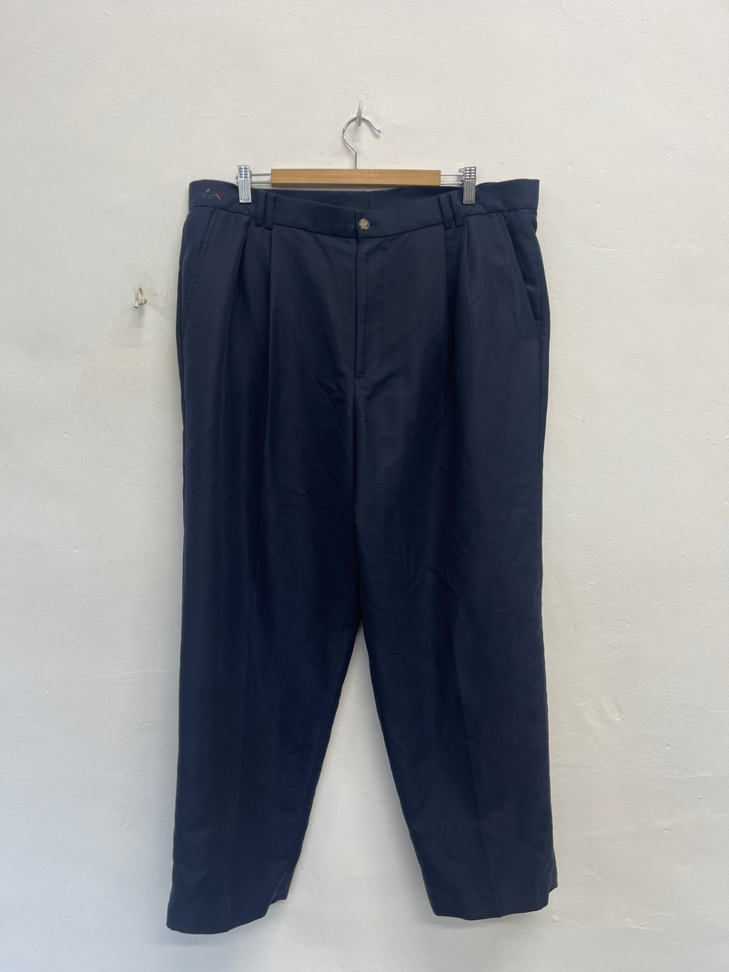 Fabulous Greg Norman golf trousers  40X30 Navy Blue ES609