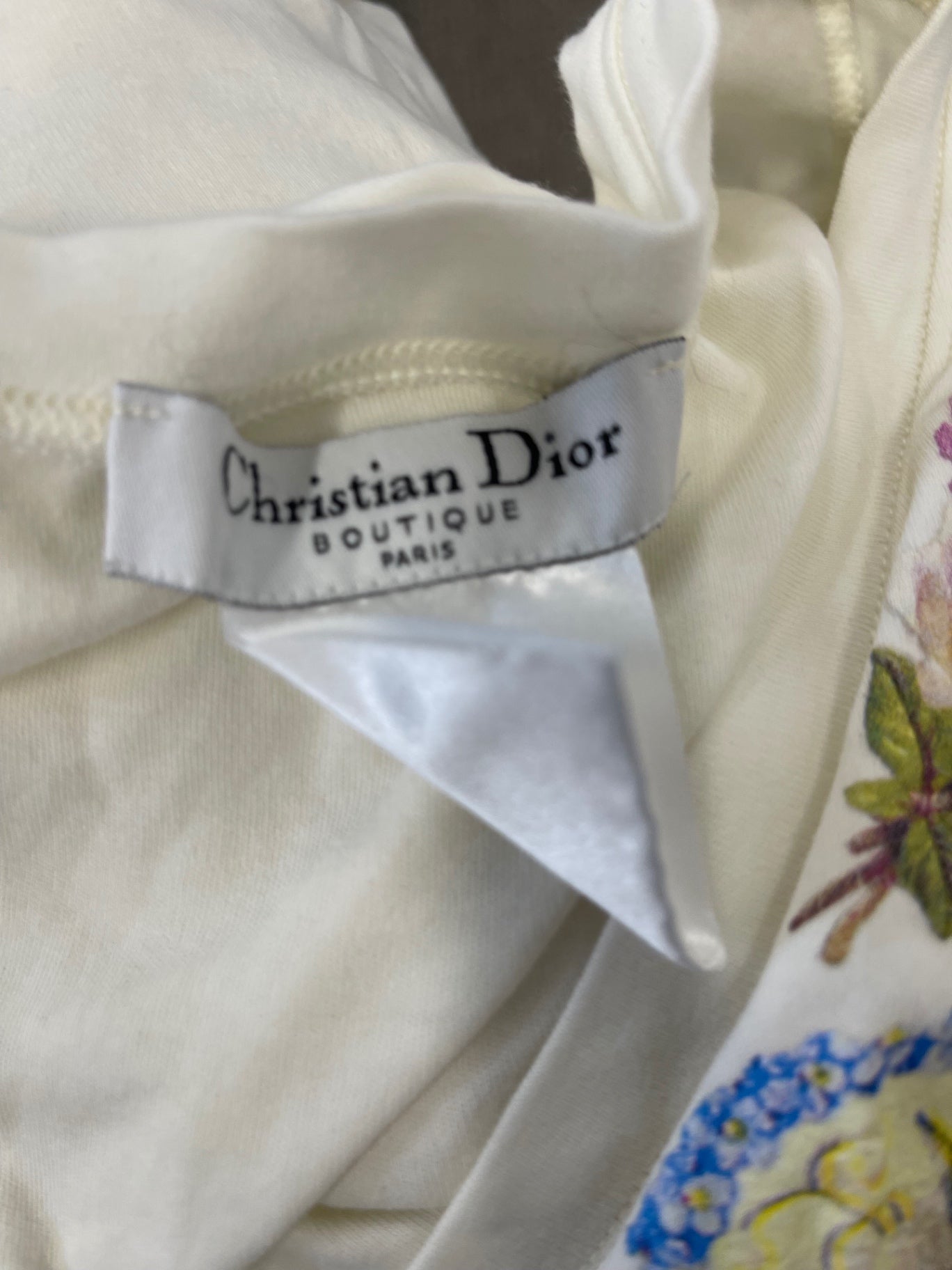 Fabulous Christian Dior angels Vintage T-Shirt Uk14 Cream KW605