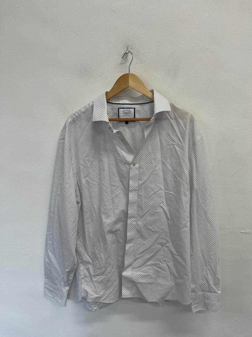 Fabulous Charles Tyrwhitt Shirt UK XXL White & burgundy ES609