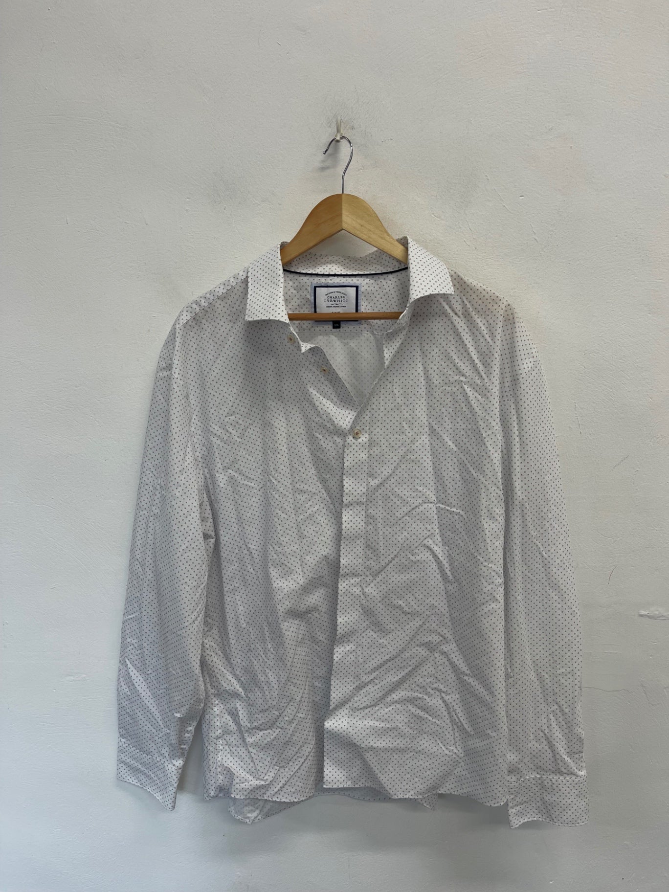 Fabulous Charles Tyrwhitt Shirt UK XXL White & burgundy ES609