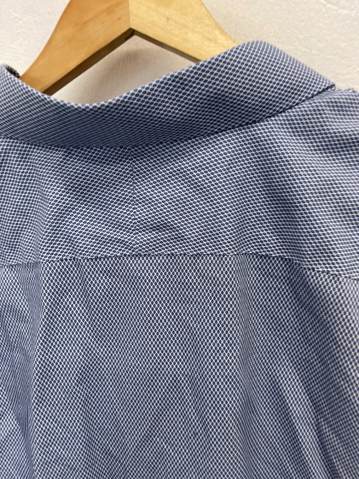 Fabulous Charles Tyrwhitt diamond Shirt UK XXL Blue & White ES609