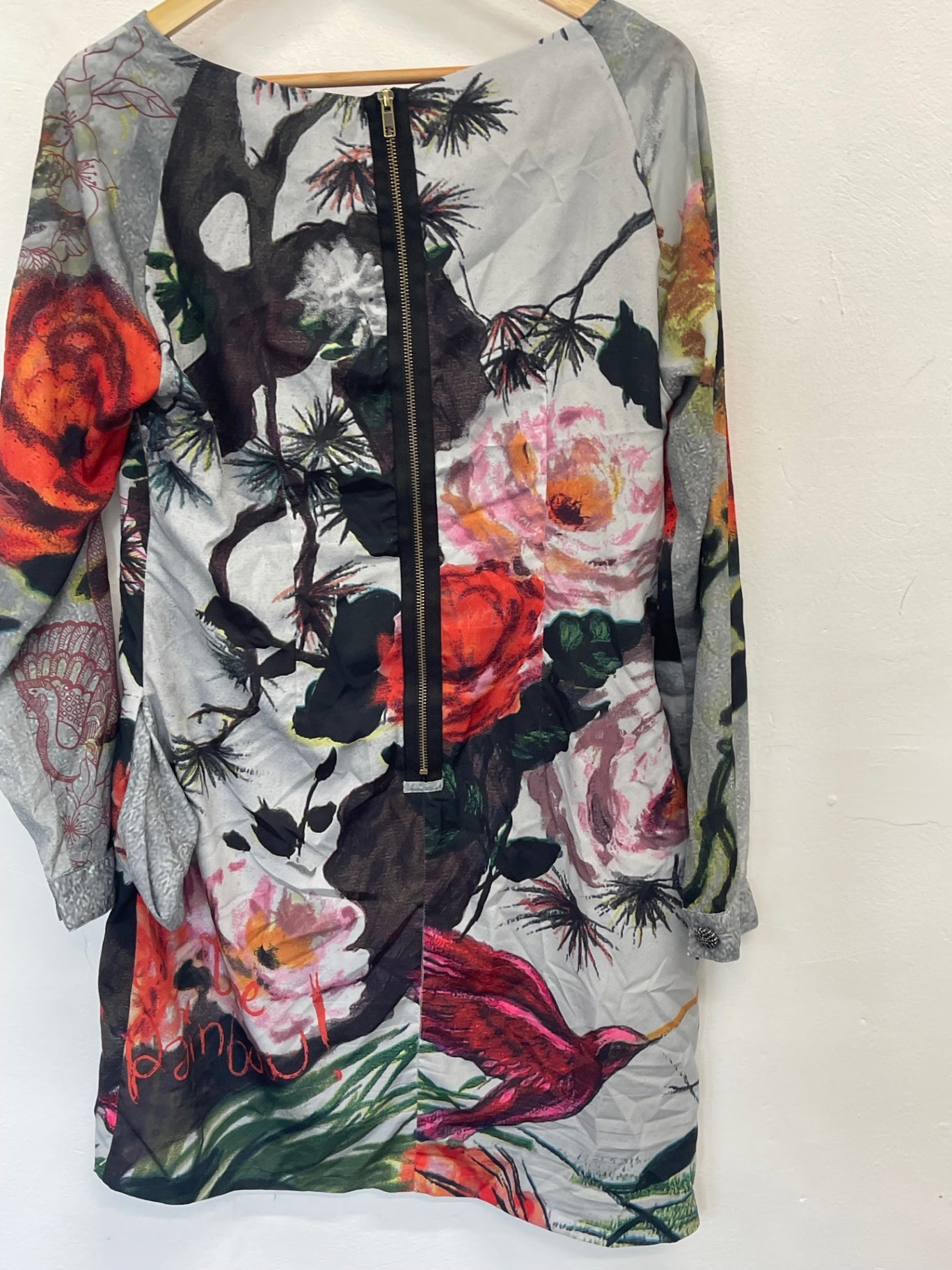 Fabulous Desigual Feel the Rainbow Dress UkM Grey floral KW605