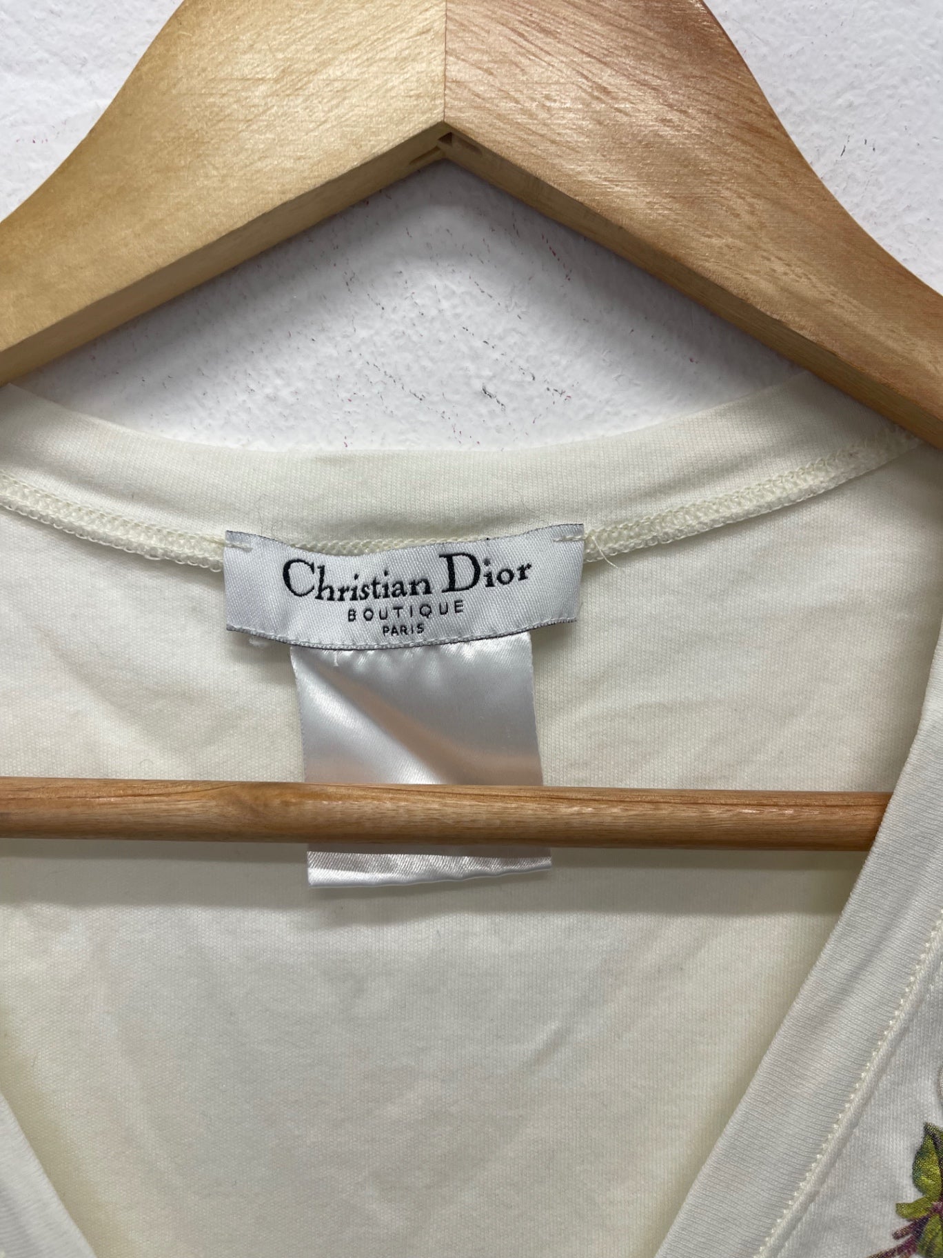 Fabulous Christian Dior angels Vintage T-Shirt Uk14 Cream KW605