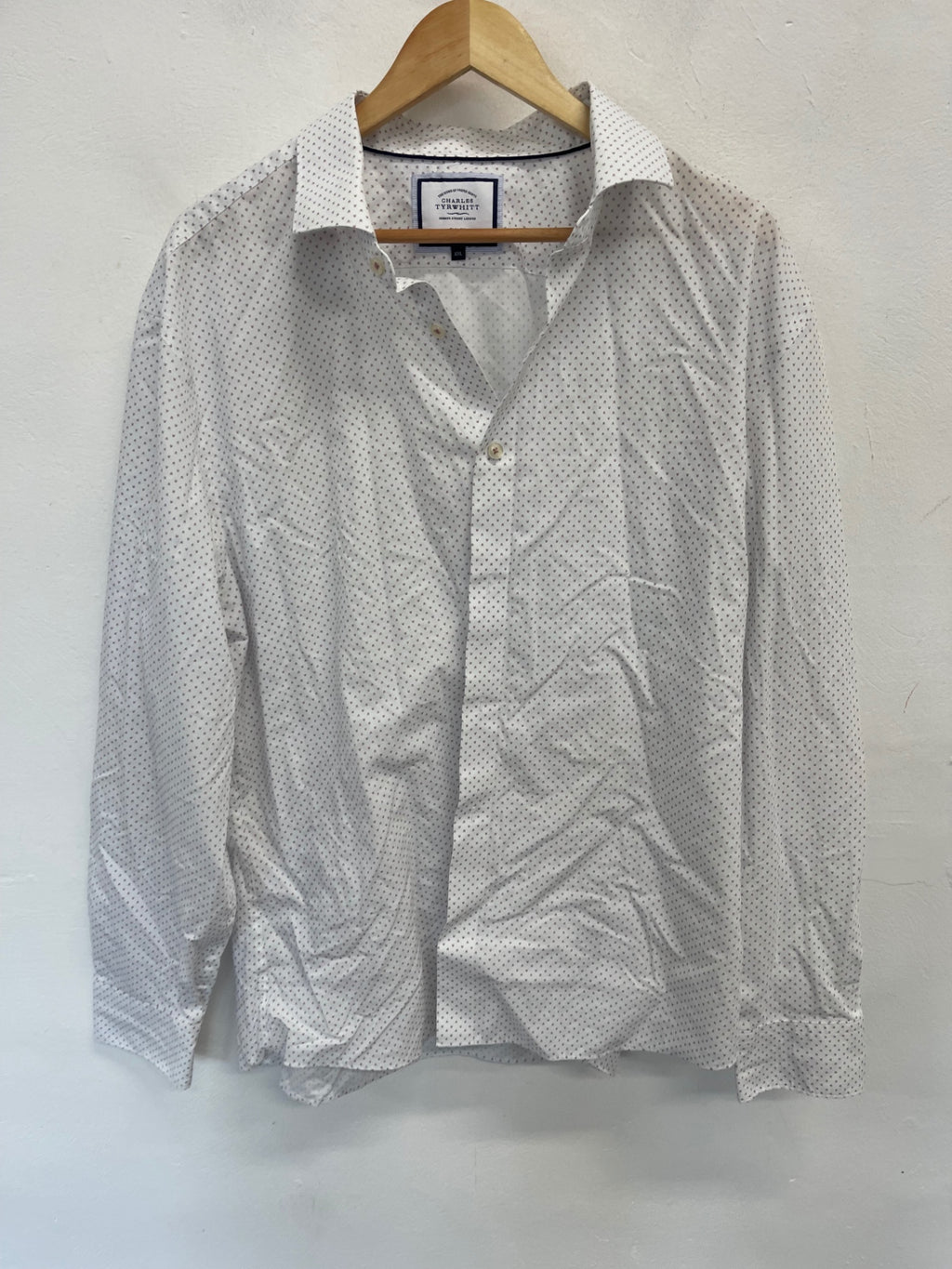 Fabulous Charles Tyrwhitt Shirt UK XXL White & burgundy ES609