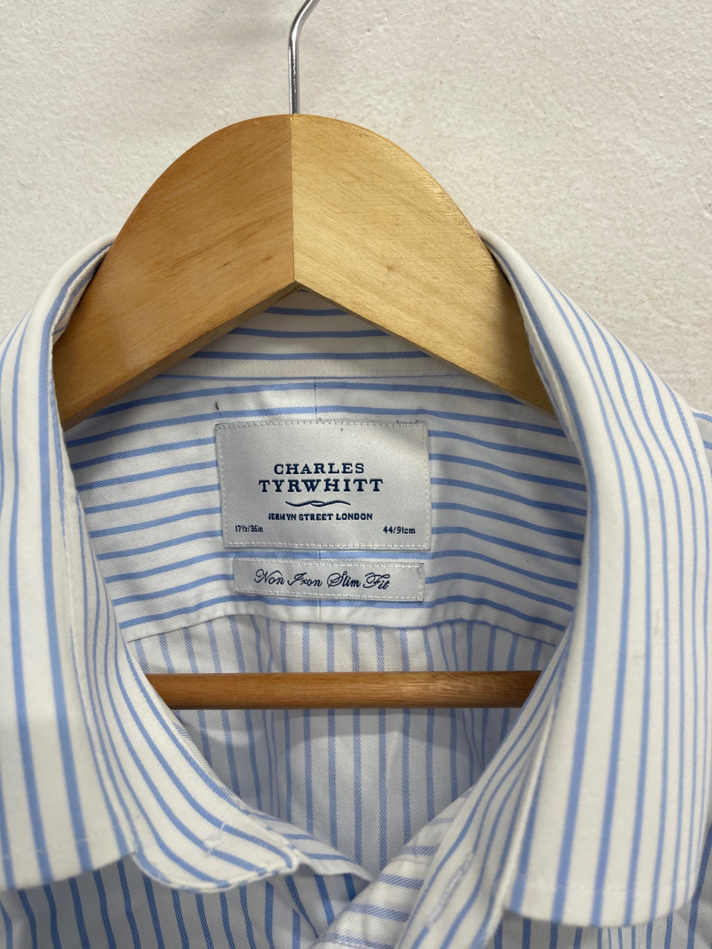 Fabulous Charles Tyrwitt striped classic Shirt 17.5" White & blue ES609